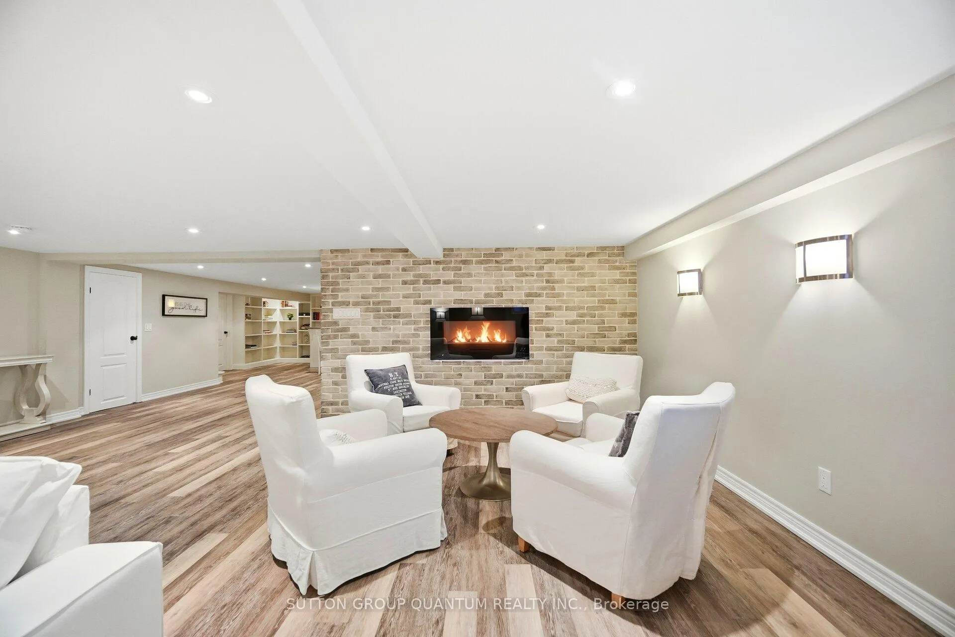 Photo 32 of 133 Mineola Road E, Mississauga, Mineola — HOMEH