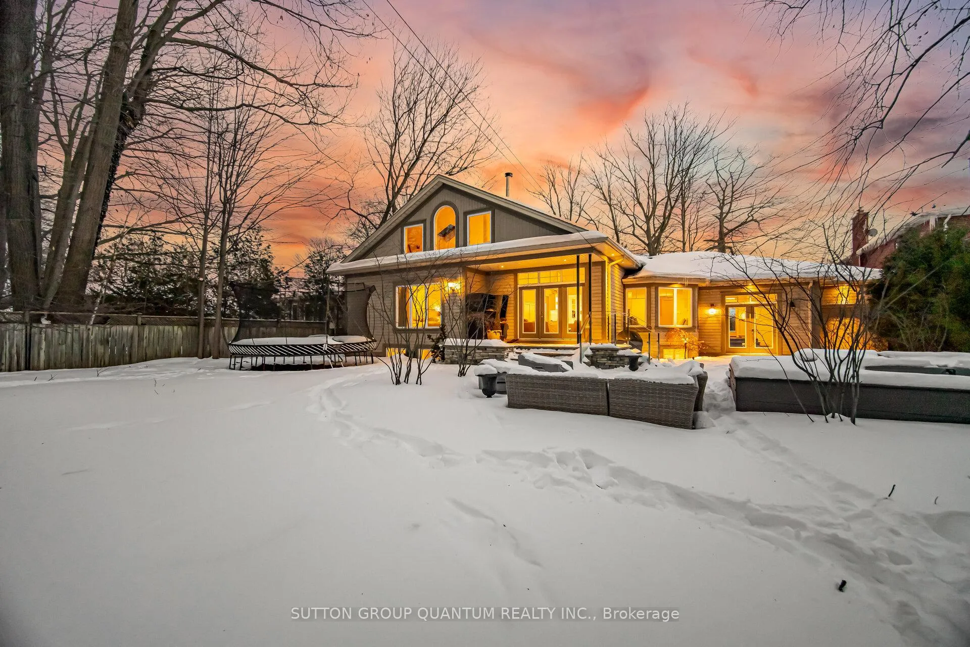 Photo 44 of 133 Mineola Road E, Mississauga, Mineola — HOMEH