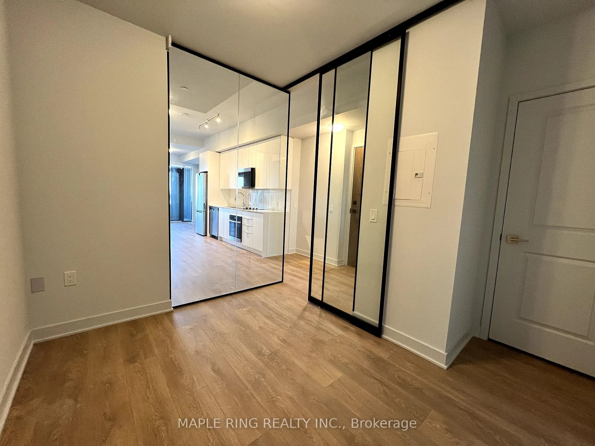 Photo 3 of Unit 1901, 2920 Highway 7 Road, Vaughan, Concord — HOMEH
