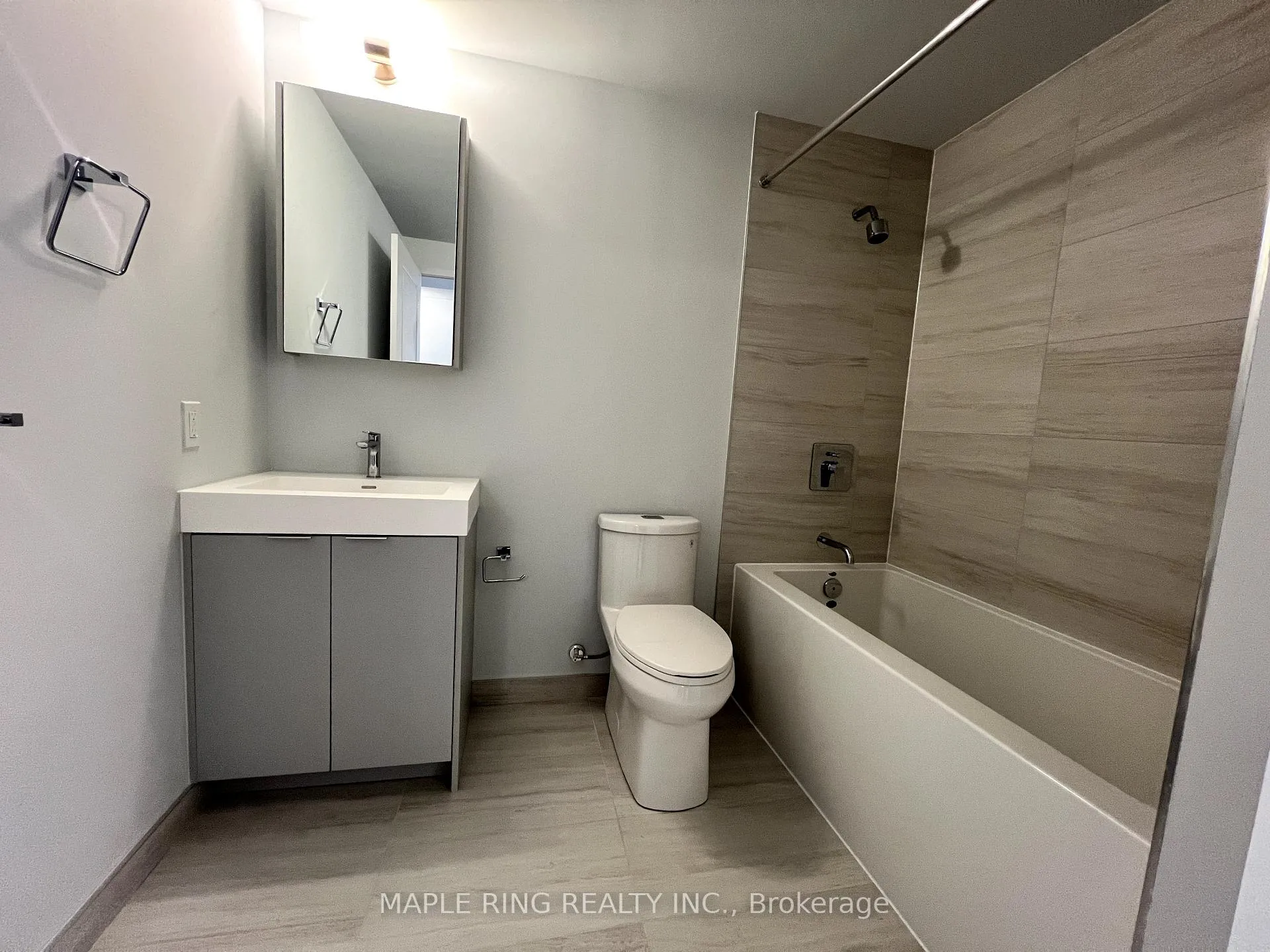 Photo 5 of Unit 1901, 2920 Highway 7 Road, Vaughan, Concord — HOMEH