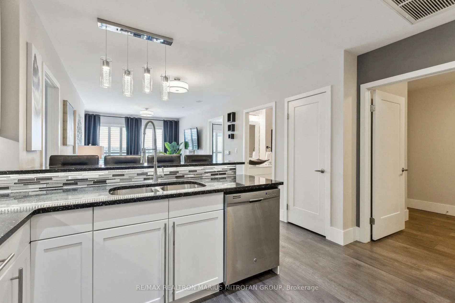 Photo 13 of Unit 613, 1 Victoria Street S, Kitchener — HOMEH