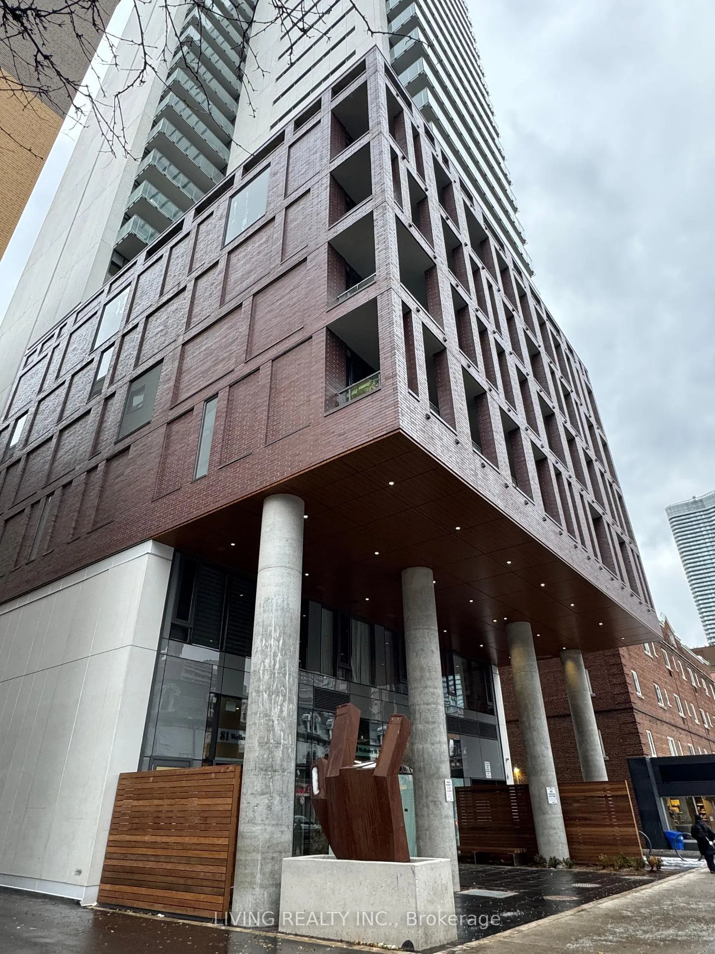 Front of Unit 2108, 81 Wellesley Street E