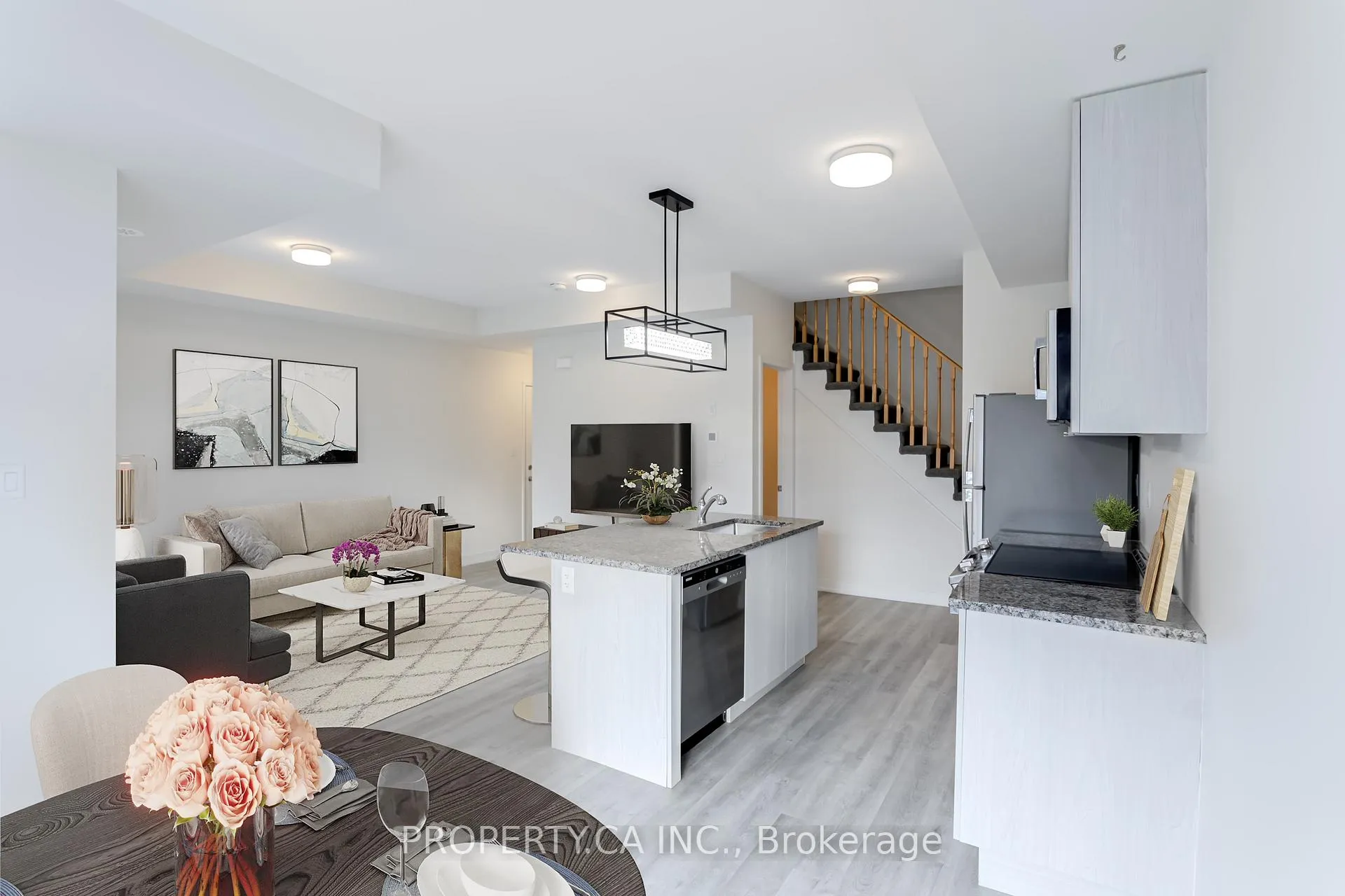 Photo 4 of Unit 304, 2550 Castlegate Crossing, Pickering, Duffin Heights — HOMEH