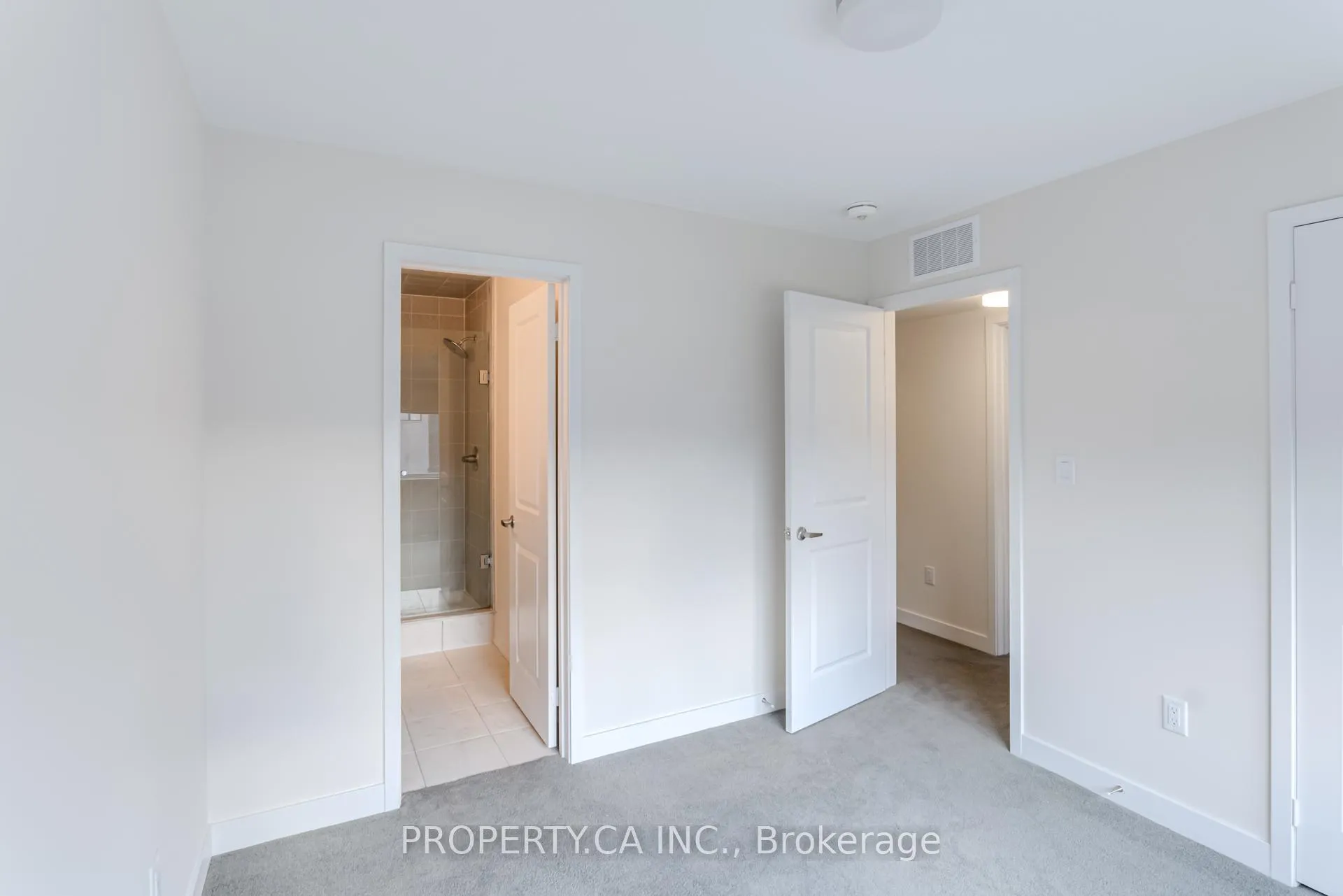 Photo 23 of Unit 304, 2550 Castlegate Crossing, Pickering, Duffin Heights — HOMEH