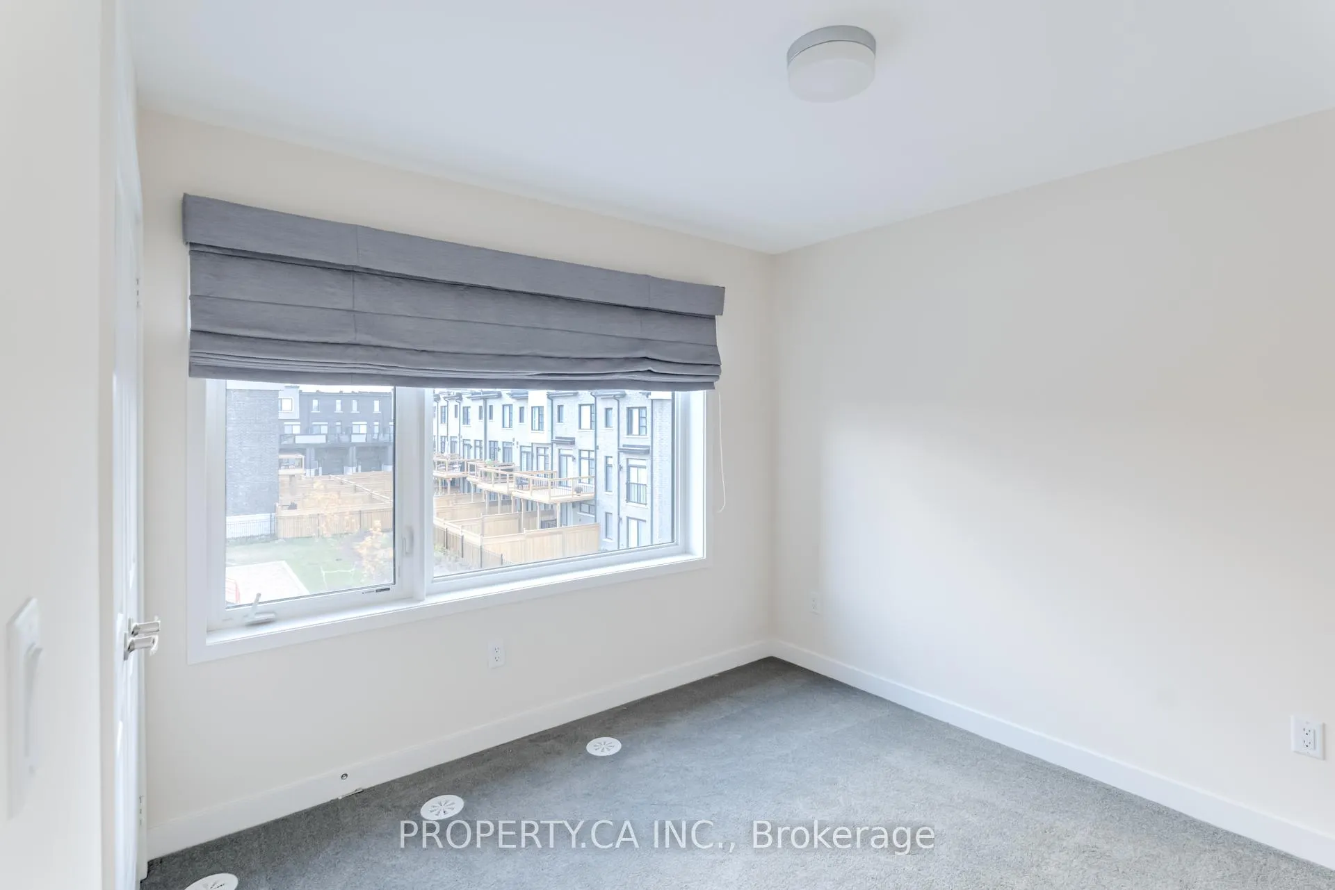 Photo 24 of Unit 304, 2550 Castlegate Crossing, Pickering, Duffin Heights — HOMEH