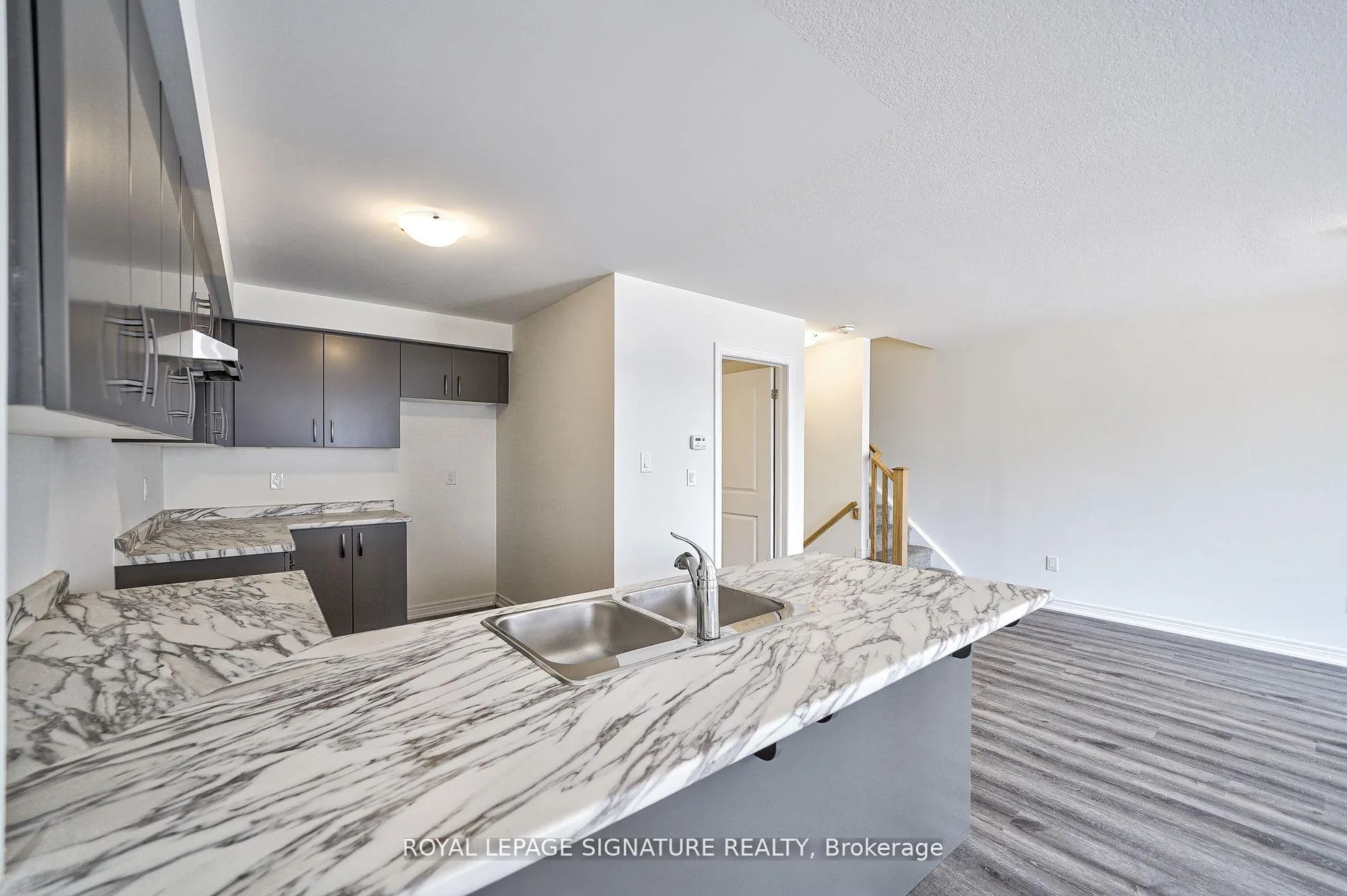 Photo 9 of Unit 125, 5 Roxanne Drive, Hamilton, McQuesten — HOMEH