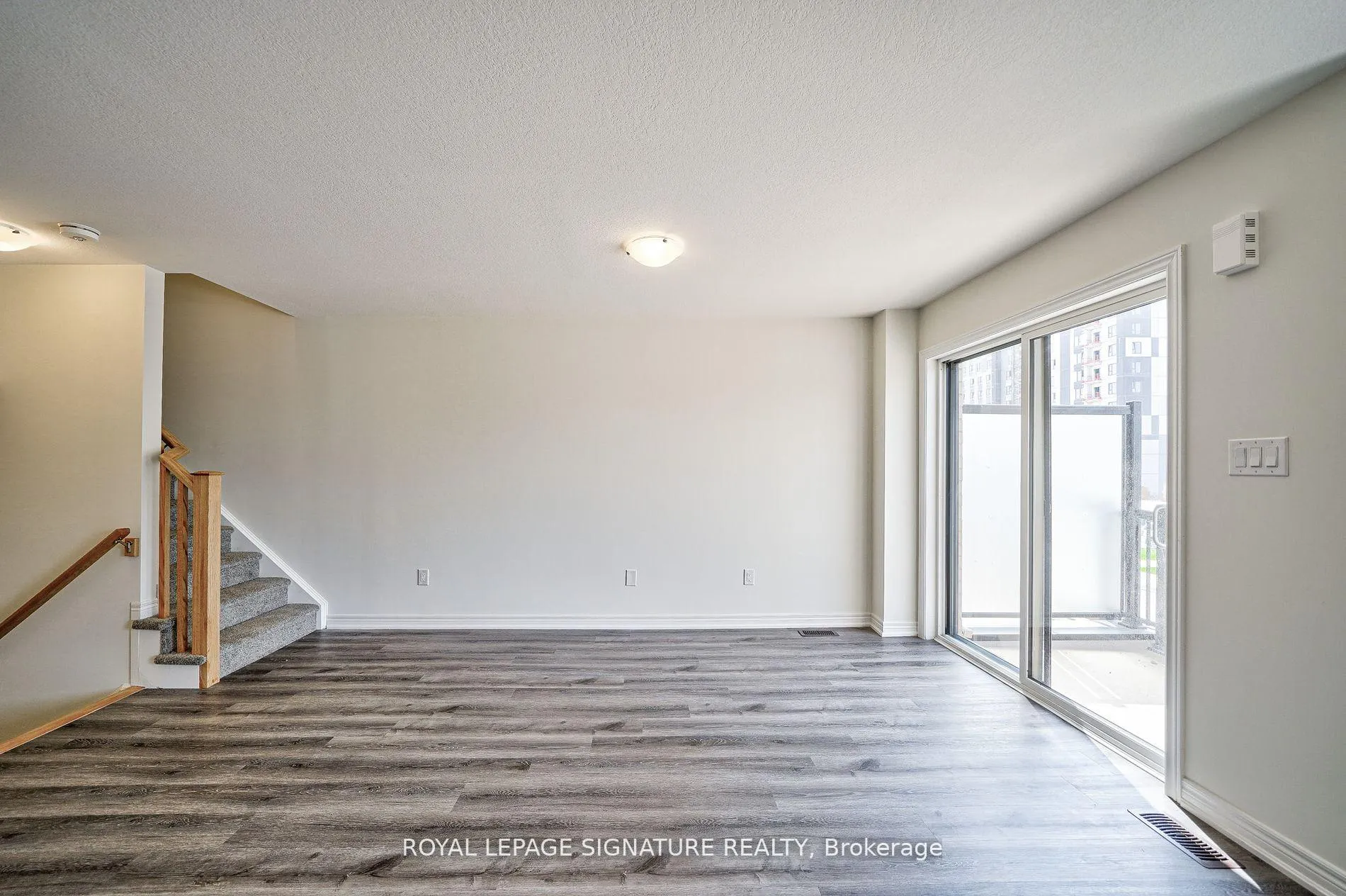 Photo 12 of Unit 125, 5 Roxanne Drive, Hamilton, McQuesten — HOMEH