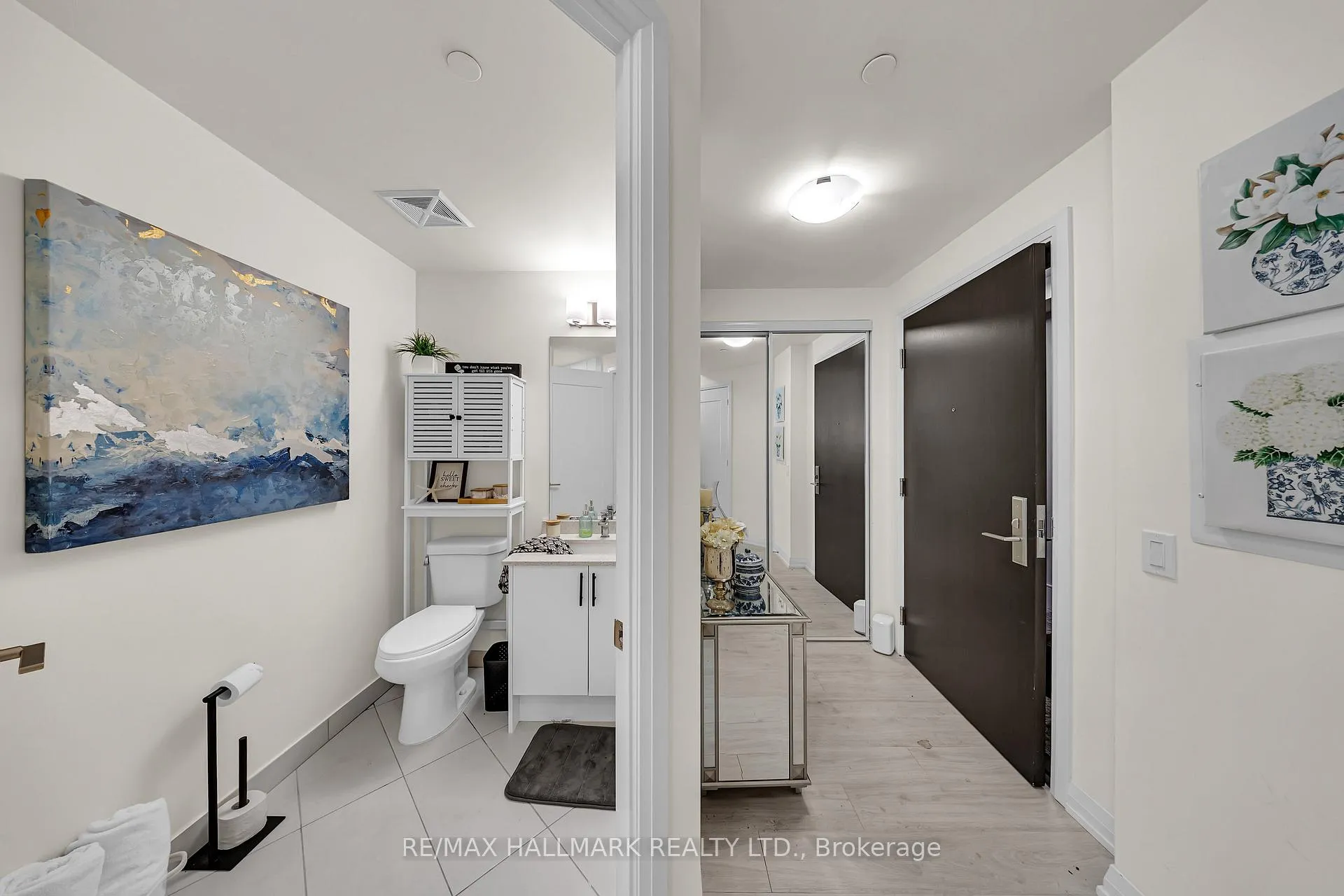 Photo 7 of Unit 427, 9000 Jane Street, Vaughan, Vellore Village — HOMEH