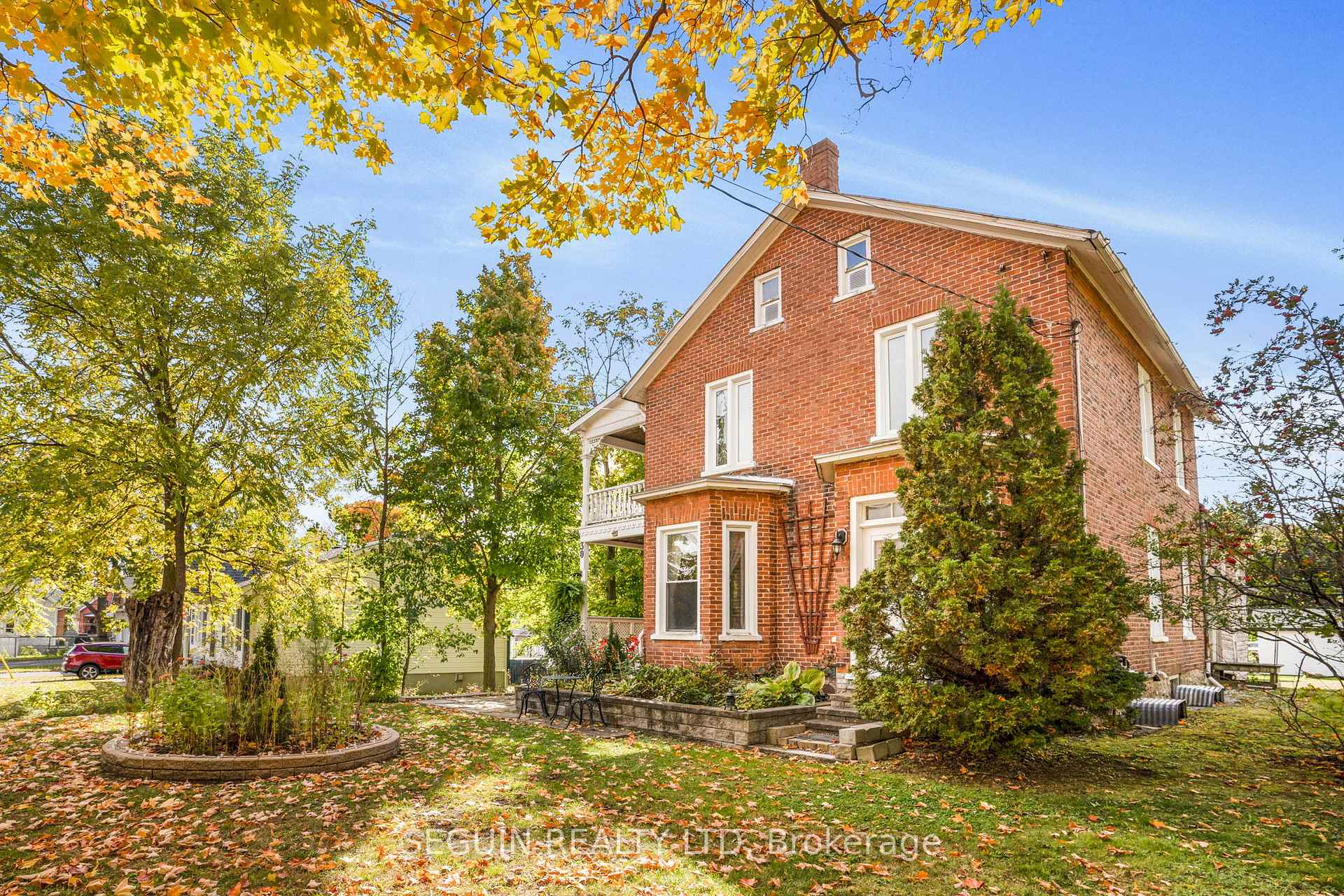 Photo 2 of 30 Fraser Street, Champlain, Vankleek Hill — HOMEH