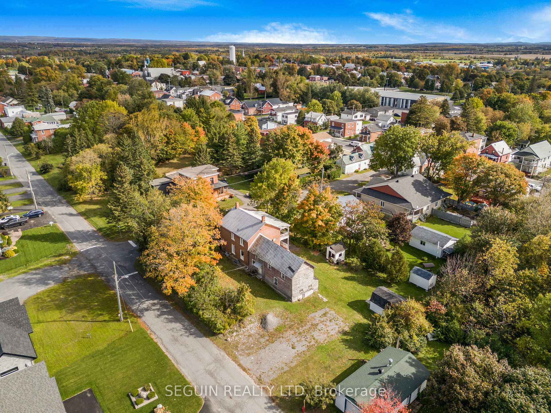 Photo 8 of 30 Fraser Street, Champlain, Vankleek Hill — HOMEH