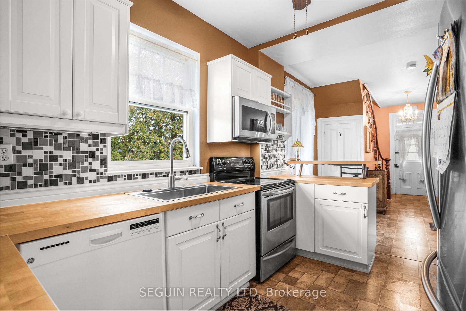 Photo 14 of 30 Fraser Street, Champlain, Vankleek Hill — HOMEH