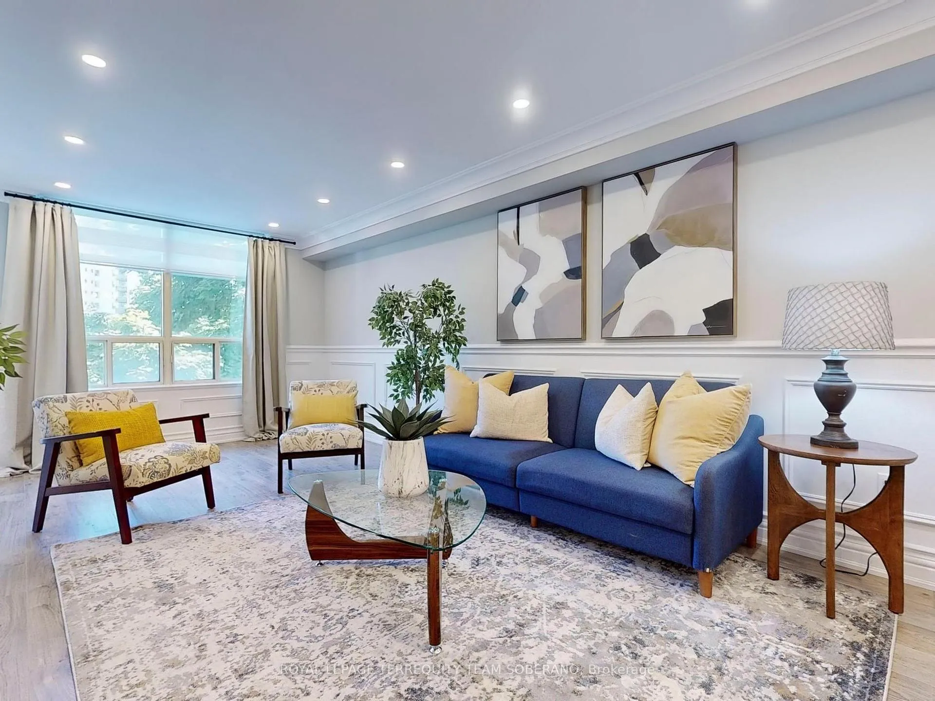Photo 14 of Unit 312, 7 Townsgate Drive, Vaughan, Crestwood-Springfarm-Yorkhill — HOMEH
