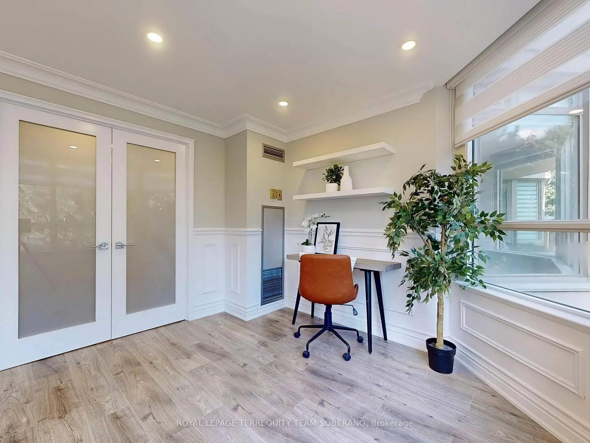 Photo 21 of Unit 312, 7 Townsgate Drive, Vaughan, Crestwood-Springfarm-Yorkhill — HOMEH