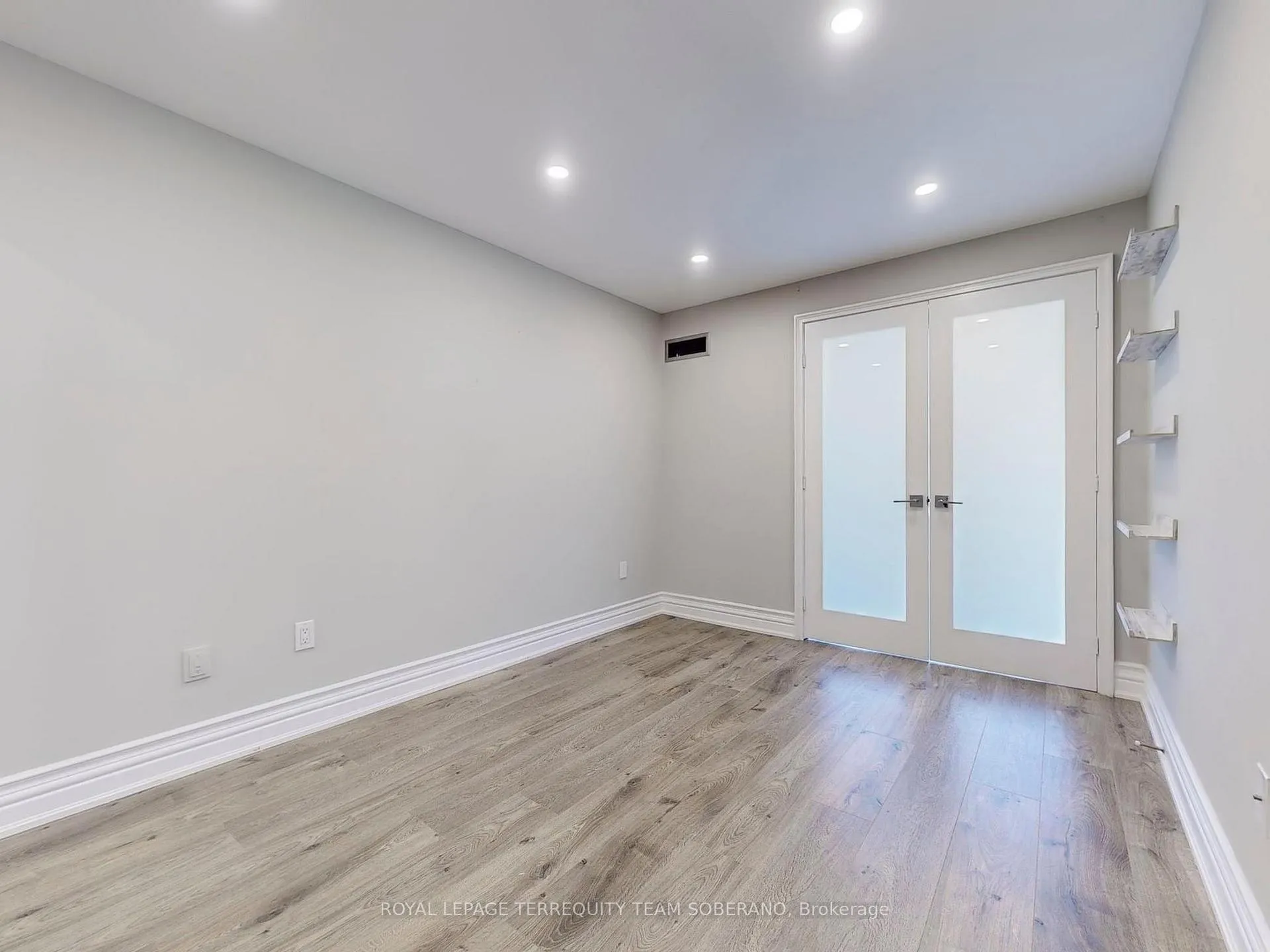 Photo 28 of Unit 312, 7 Townsgate Drive, Vaughan, Crestwood-Springfarm-Yorkhill — HOMEH
