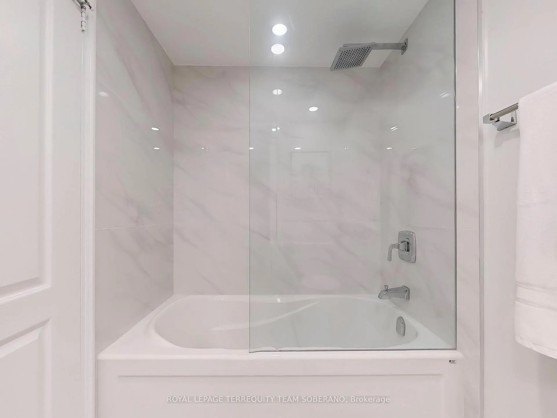 Photo 31 of Unit 312, 7 Townsgate Drive, Vaughan, Crestwood-Springfarm-Yorkhill — HOMEH