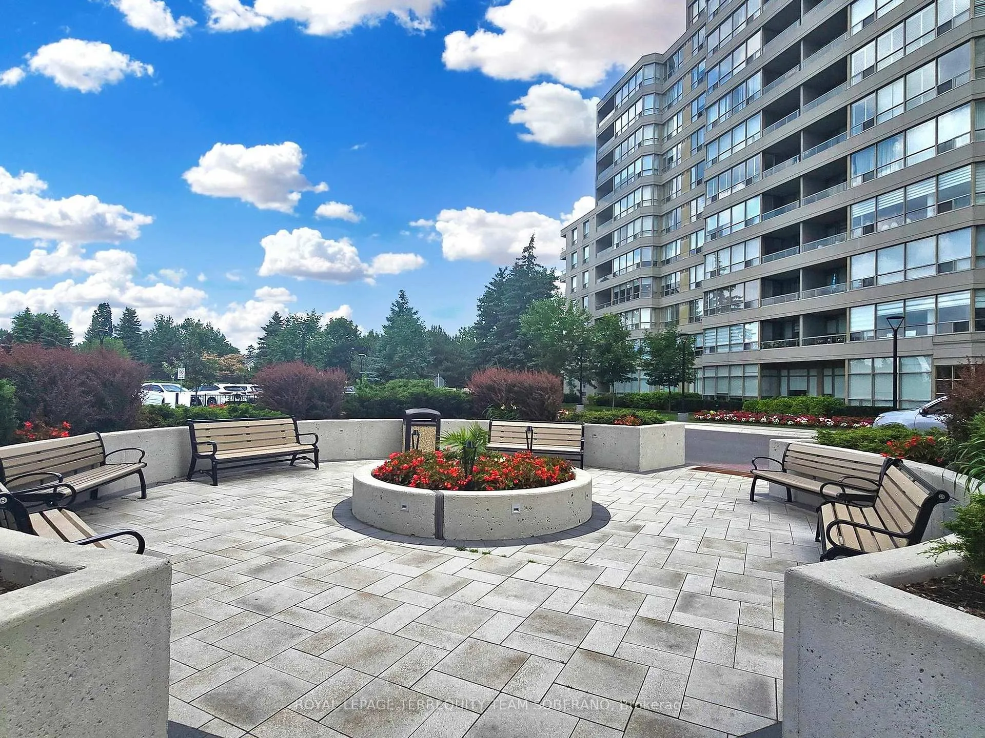 Photo 37 of Unit 312, 7 Townsgate Drive, Vaughan, Crestwood-Springfarm-Yorkhill — HOMEH