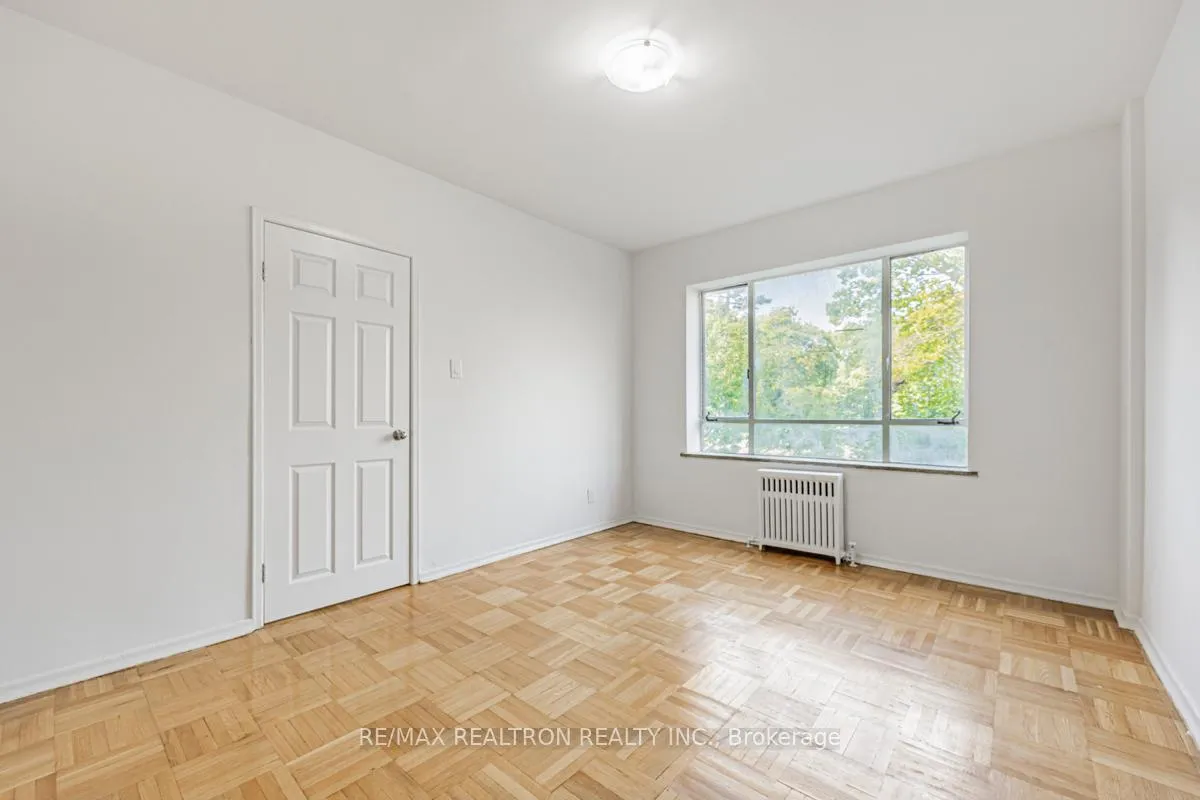 Photo 5 of Unit 106, 156 Kingston Road, Toronto, Woodbine Corridor — HOMEH