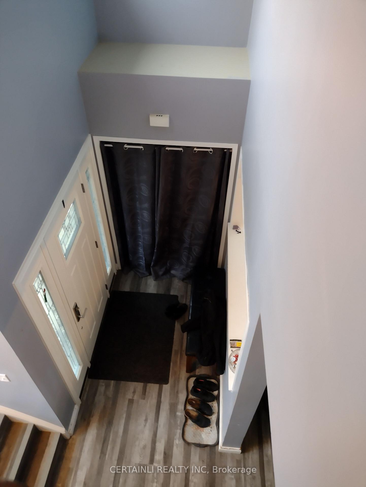 Photo 3 of 172 Osborn Avenue N, Brant, Brantford Twp — HOMEH