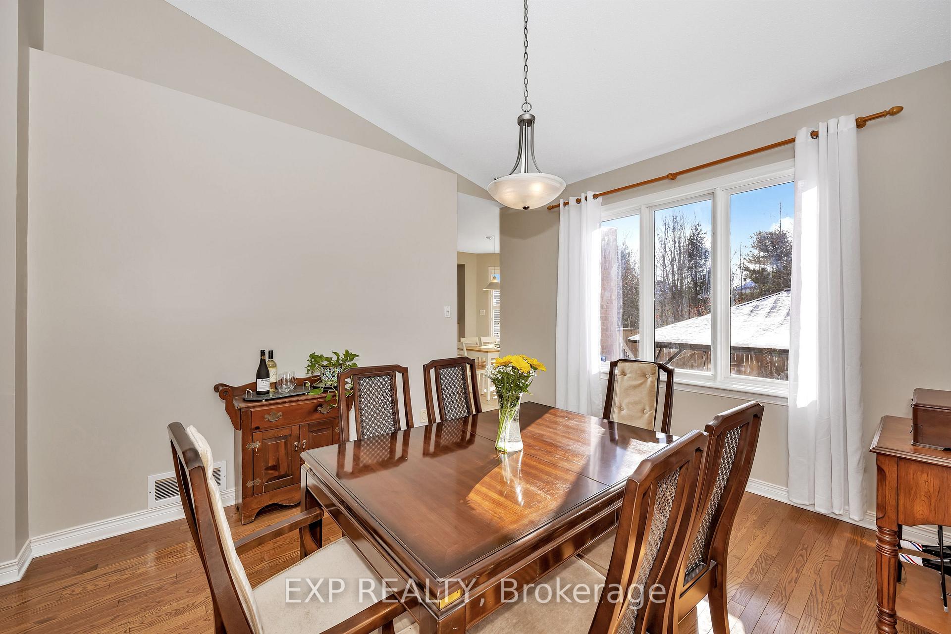 Photo 7 of 3748 Twin Falls Place, Ottawa, Riverside South/Gloucester Glen — HOMEH