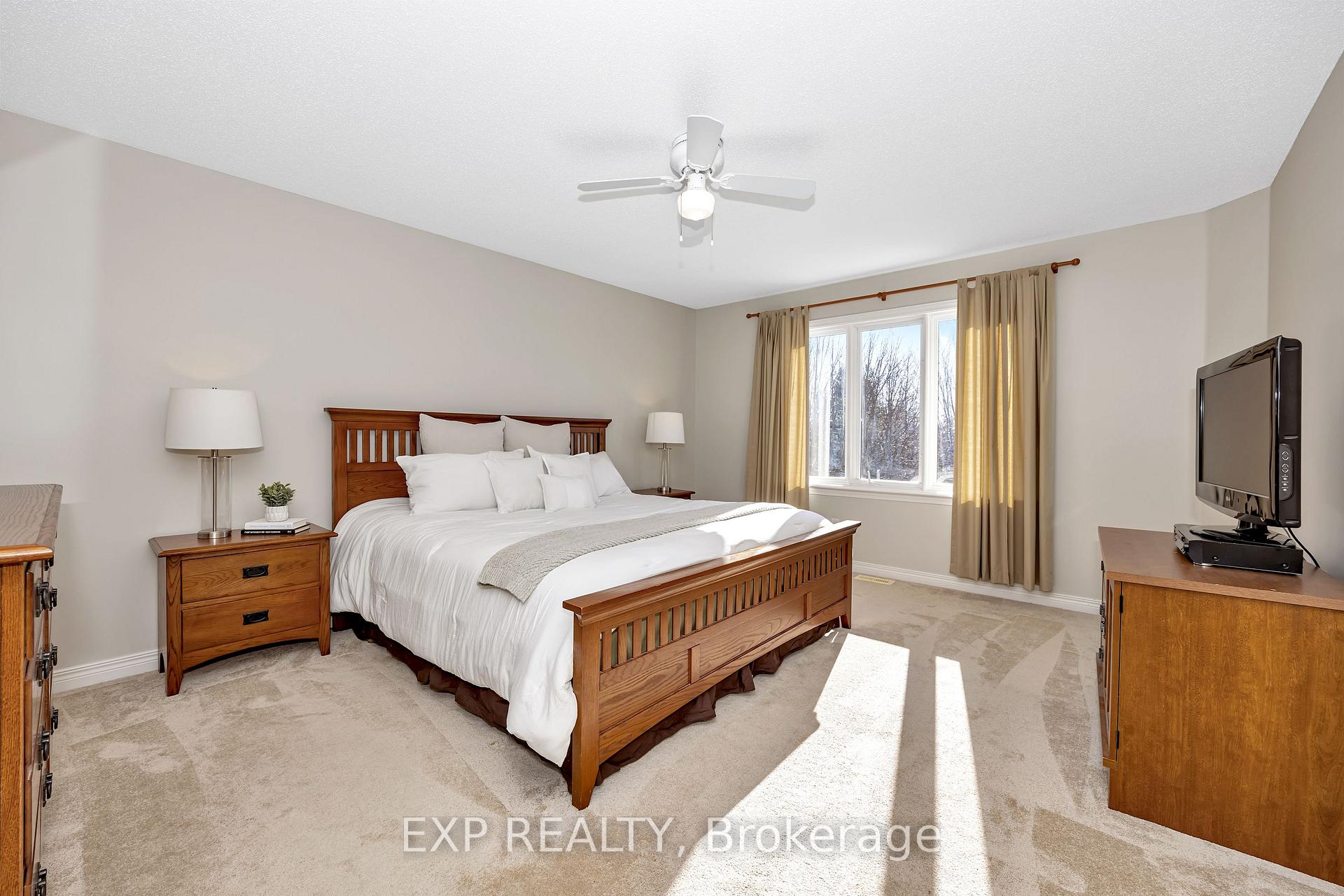 Photo 18 of 3748 Twin Falls Place, Ottawa, Riverside South/Gloucester Glen — HOMEH