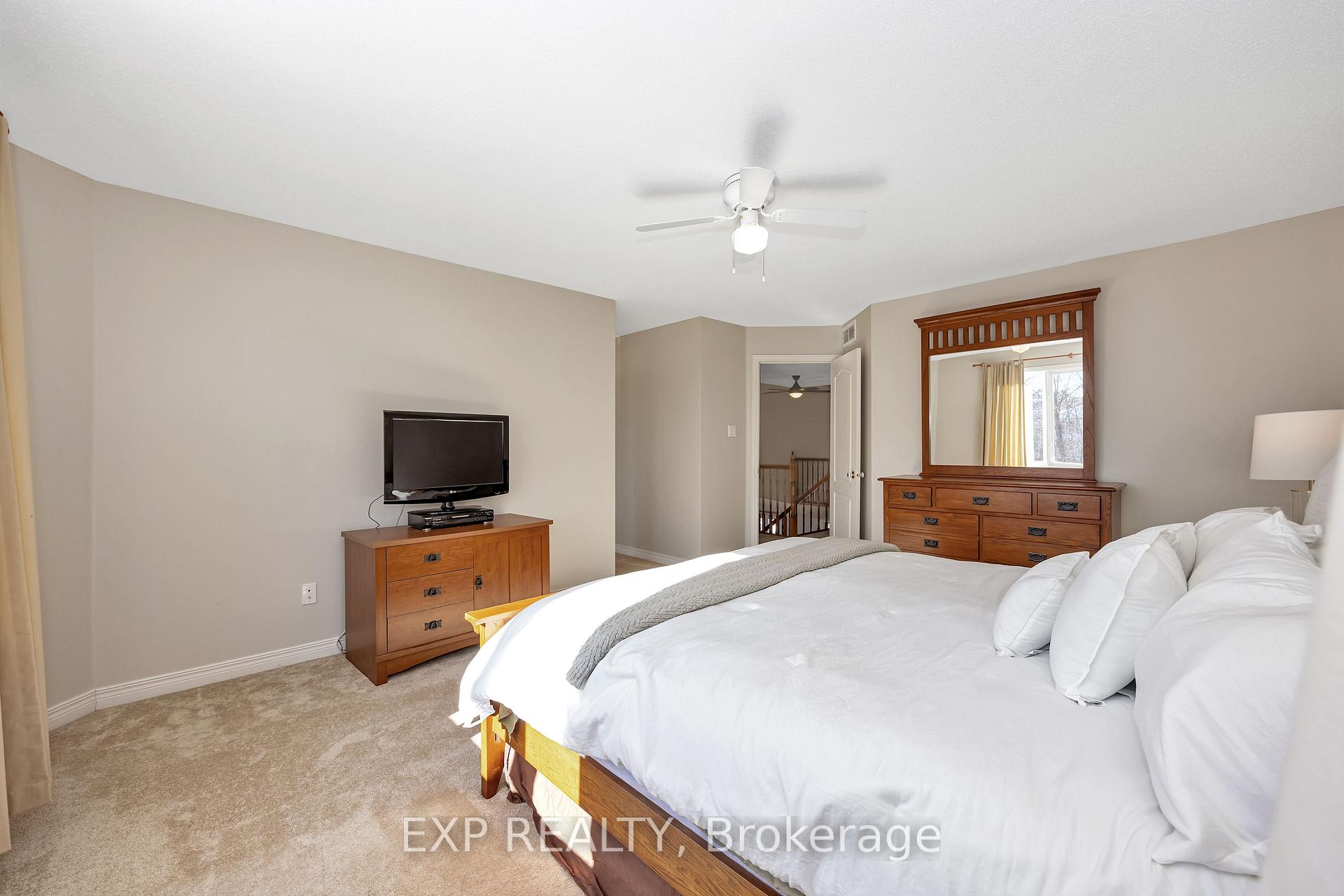 Photo 19 of 3748 Twin Falls Place, Ottawa, Riverside South/Gloucester Glen — HOMEH
