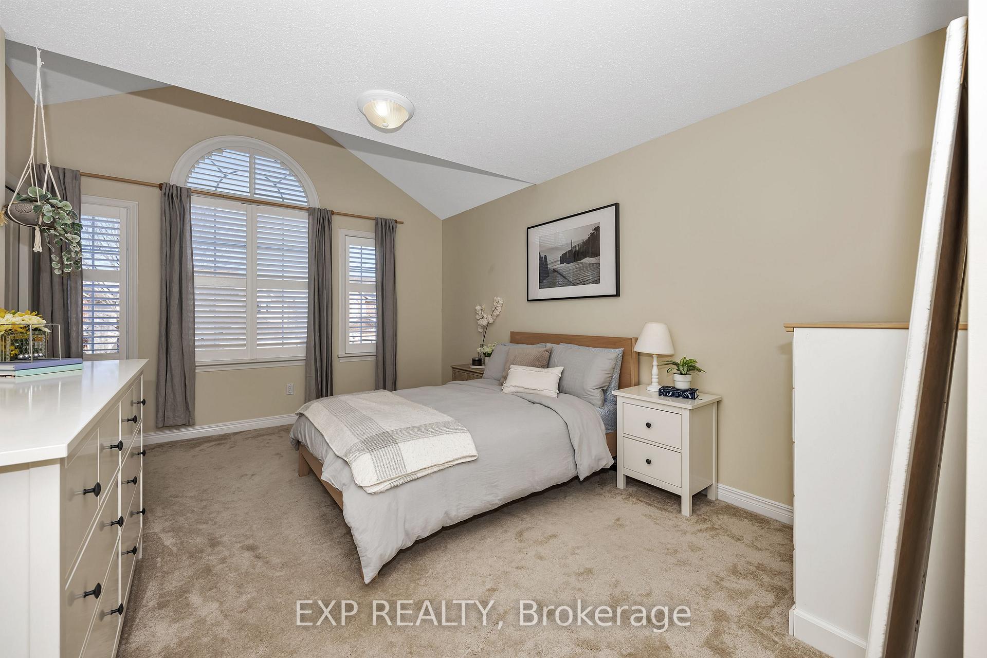 Photo 22 of 3748 Twin Falls Place, Ottawa, Riverside South/Gloucester Glen — HOMEH