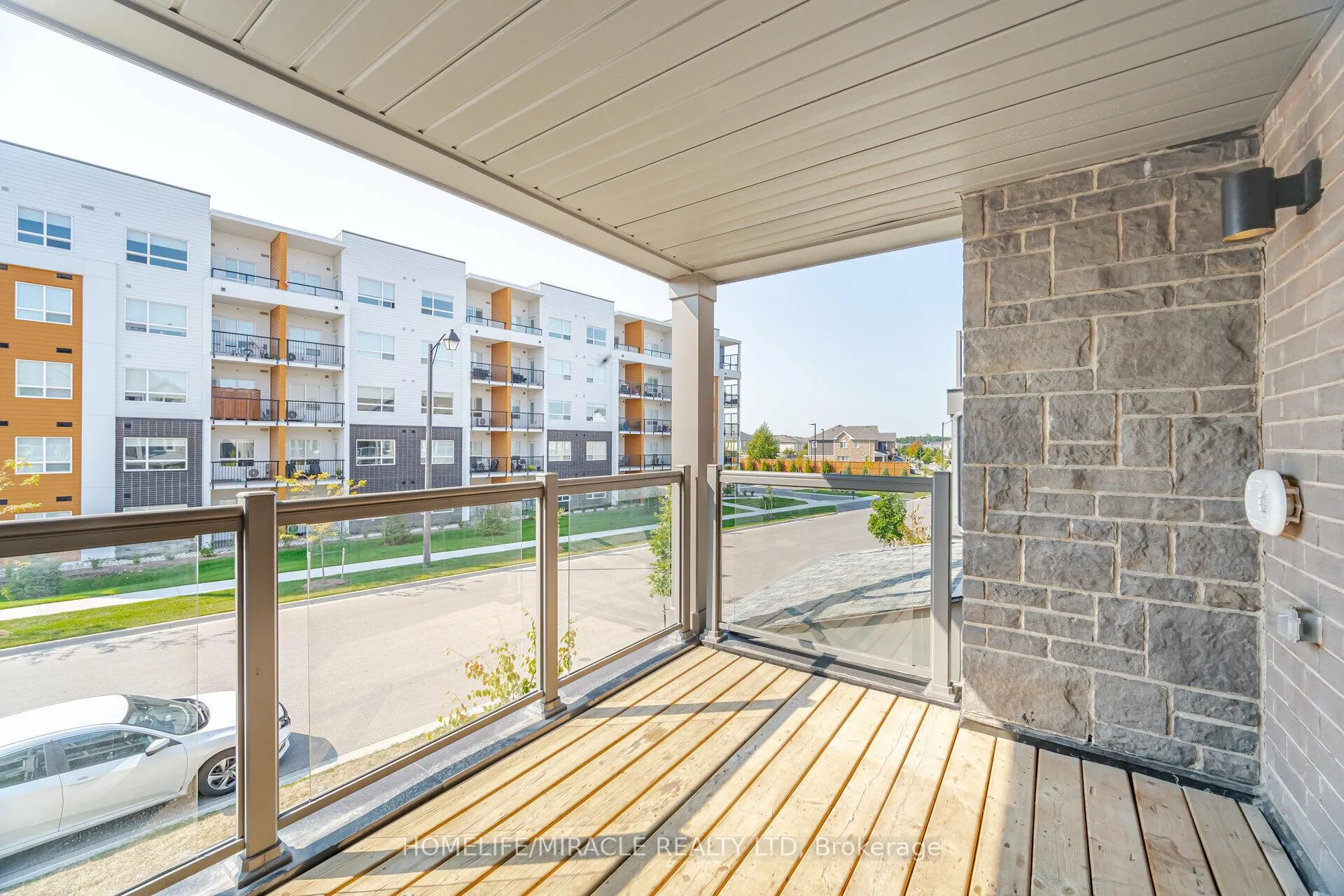 Photo 13 of 229 West oak Trail, Kitchener — HOMEH