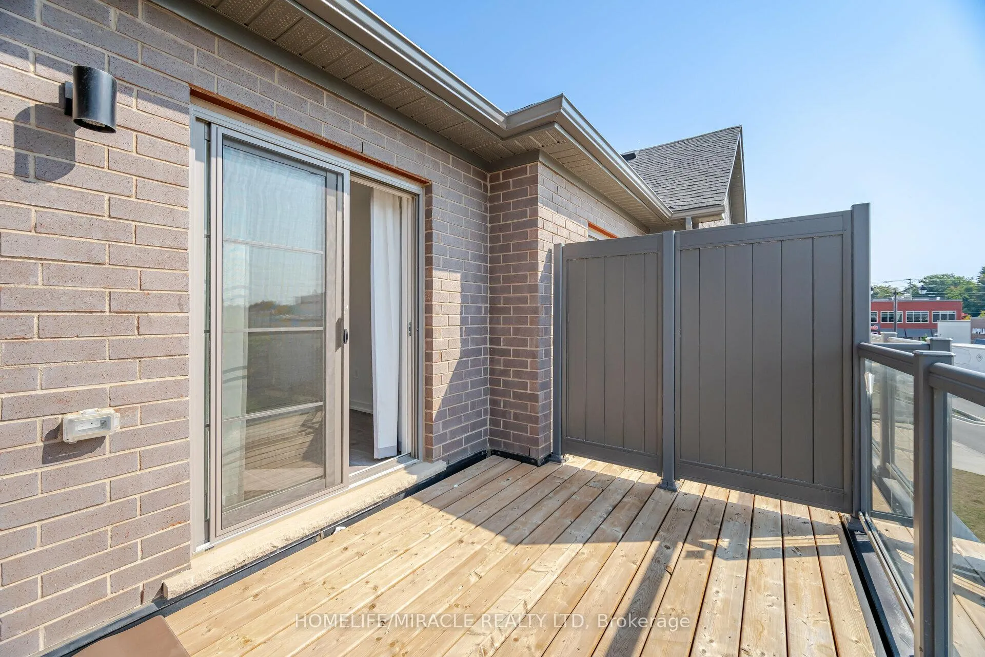 Photo 31 of 229 West oak Trail, Kitchener — HOMEH
