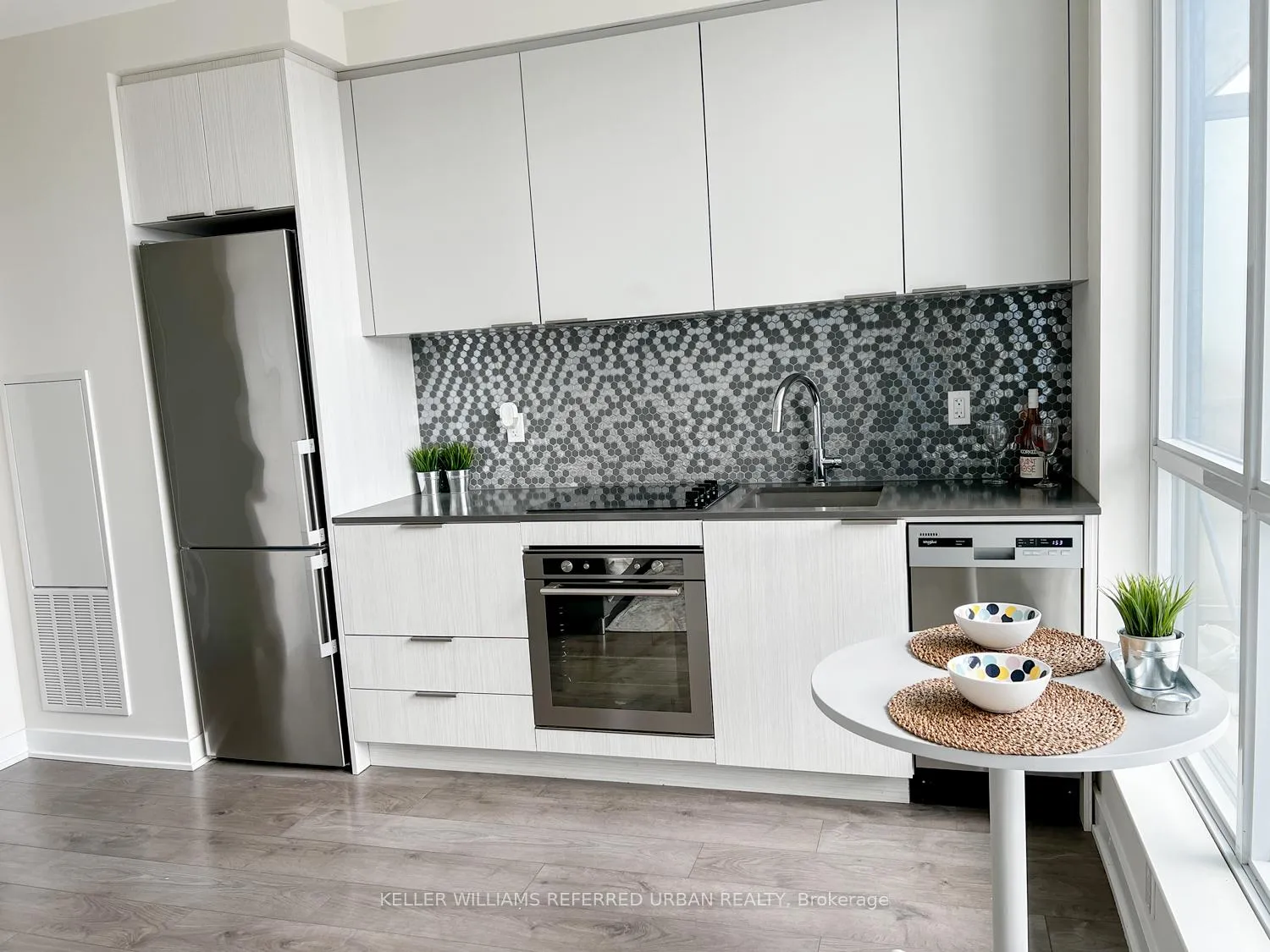 Photo 2 of Unit 409, 2 Sonic Way, Toronto, Flemingdon Park — HOMEH