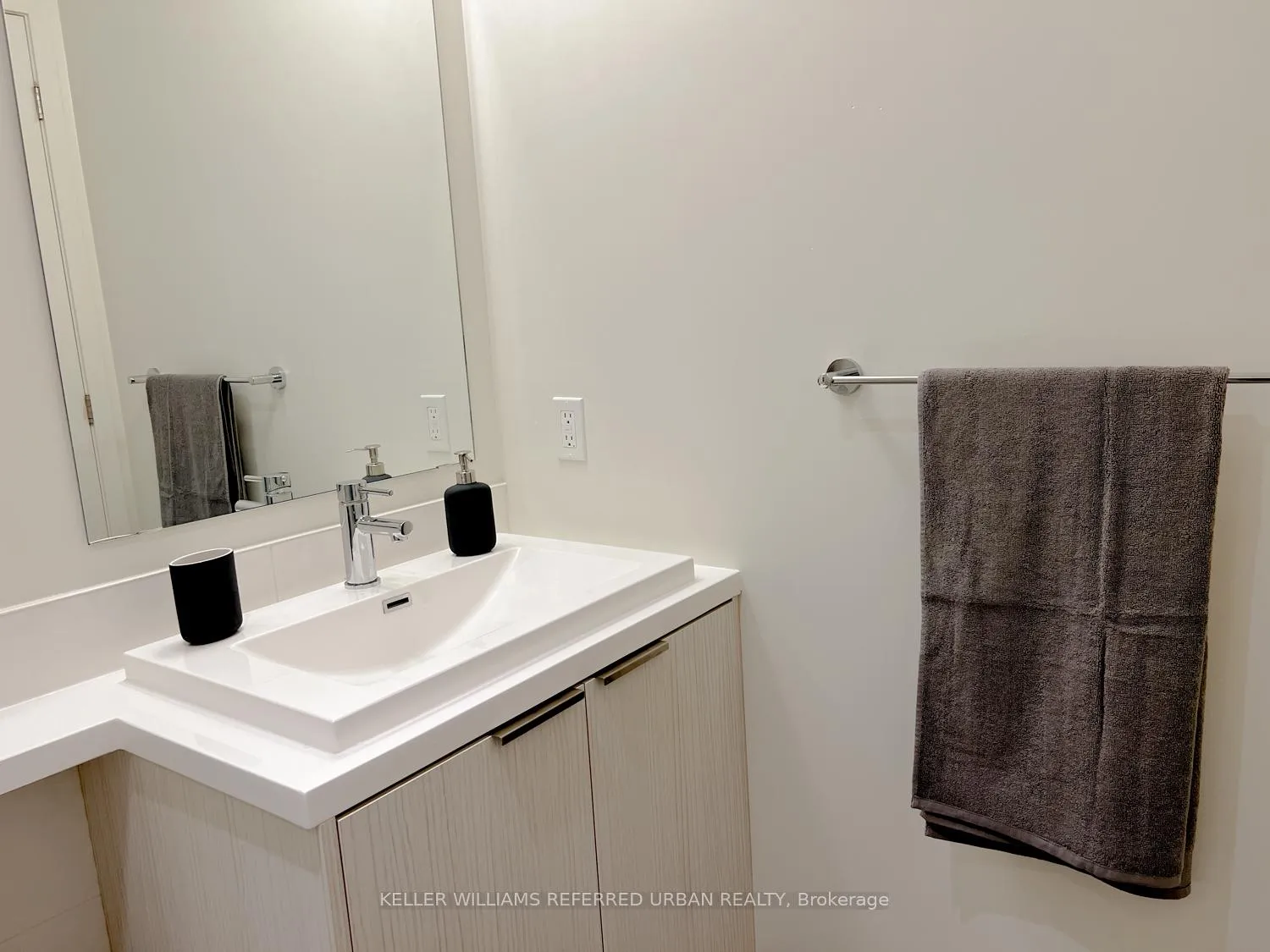 Photo 7 of Unit 409, 2 Sonic Way, Toronto, Flemingdon Park — HOMEH