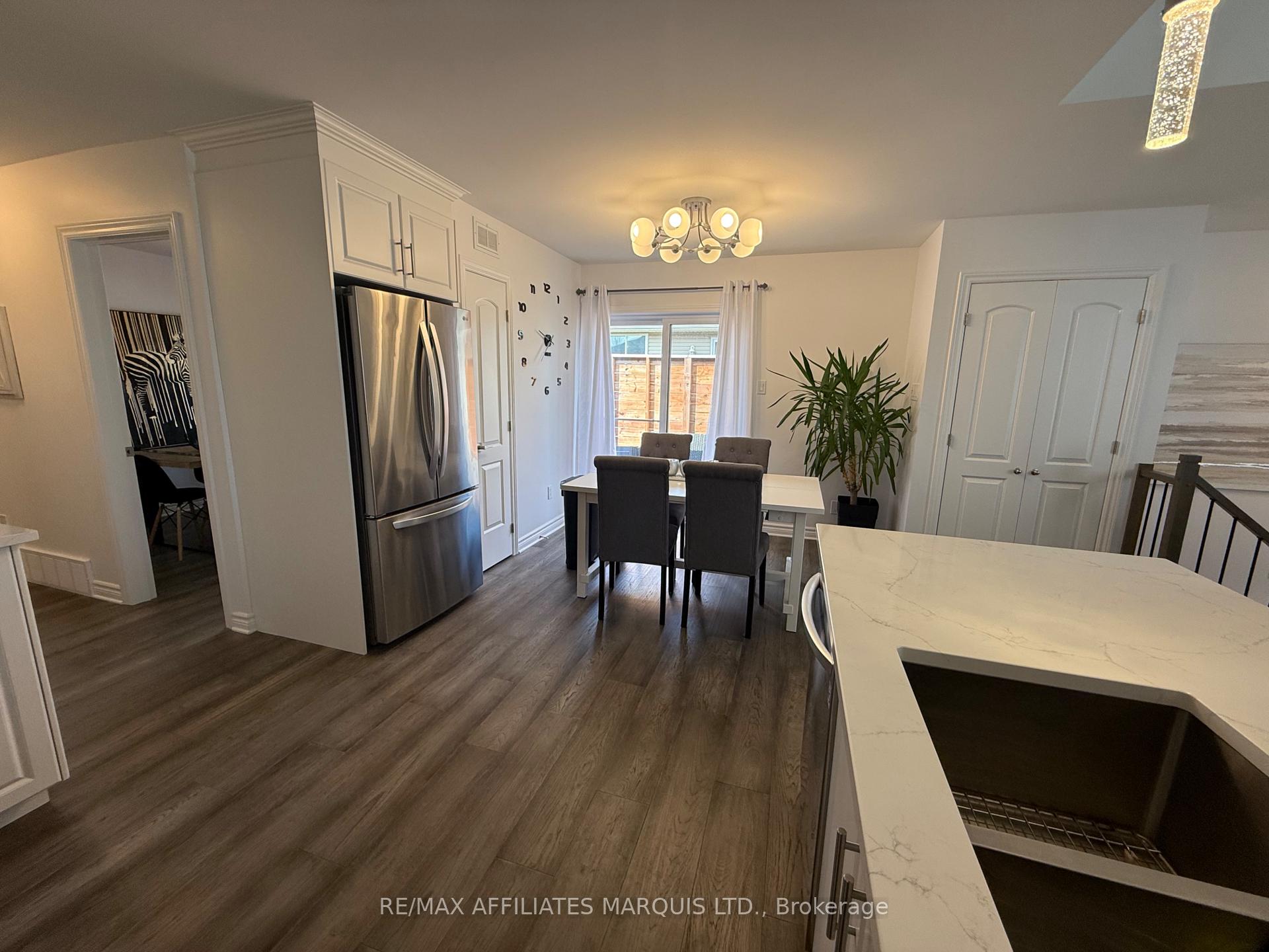 Photo 8 of 2445 Watson Crescent, Cornwall — HOMEH