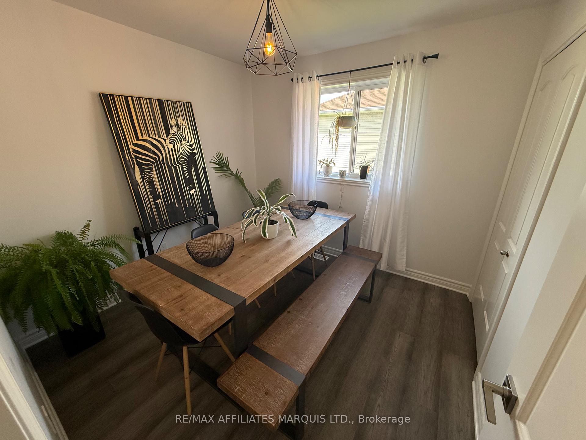 Photo 10 of 2445 Watson Crescent, Cornwall — HOMEH