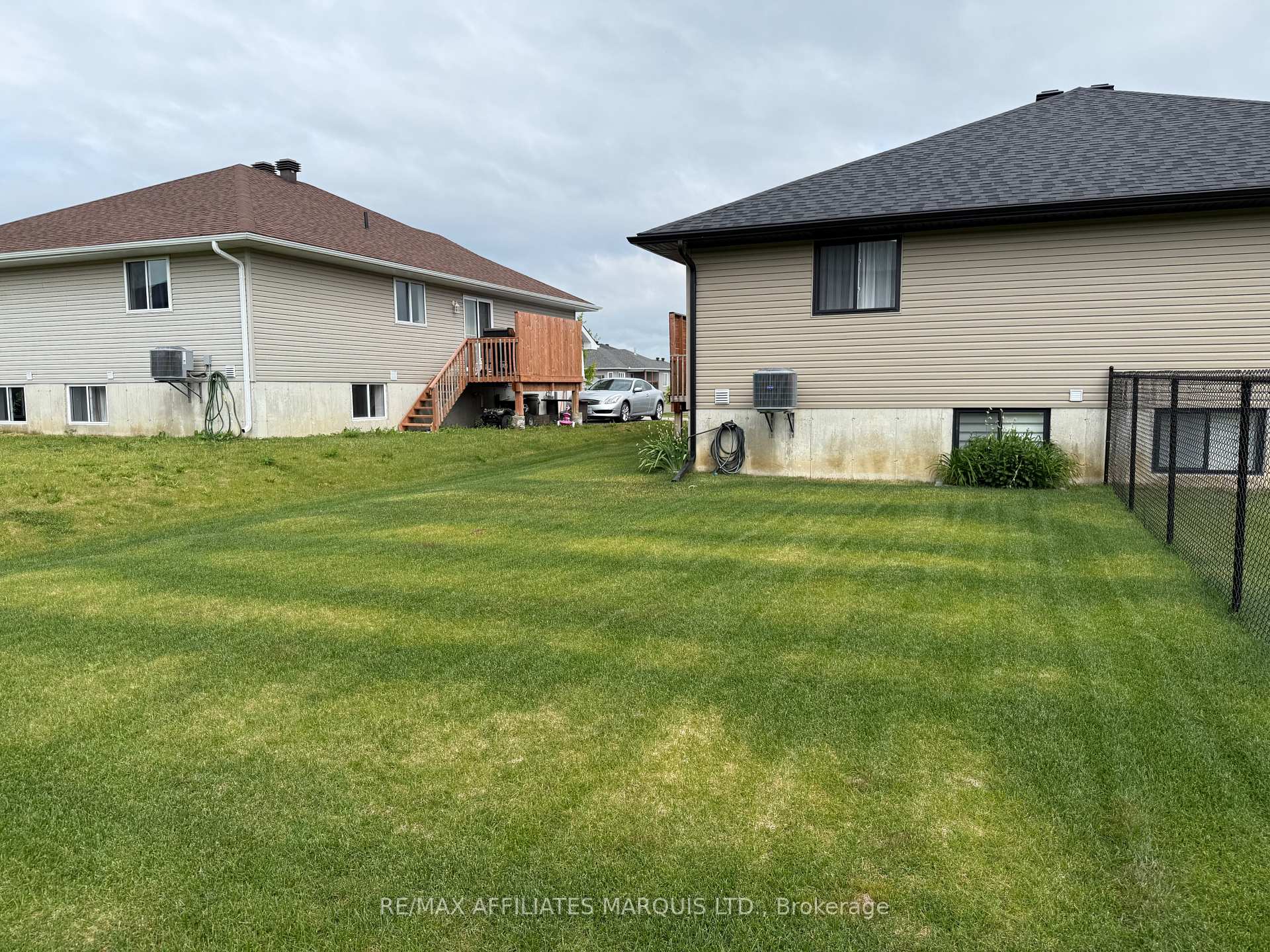 Photo 23 of 2445 Watson Crescent, Cornwall — HOMEH