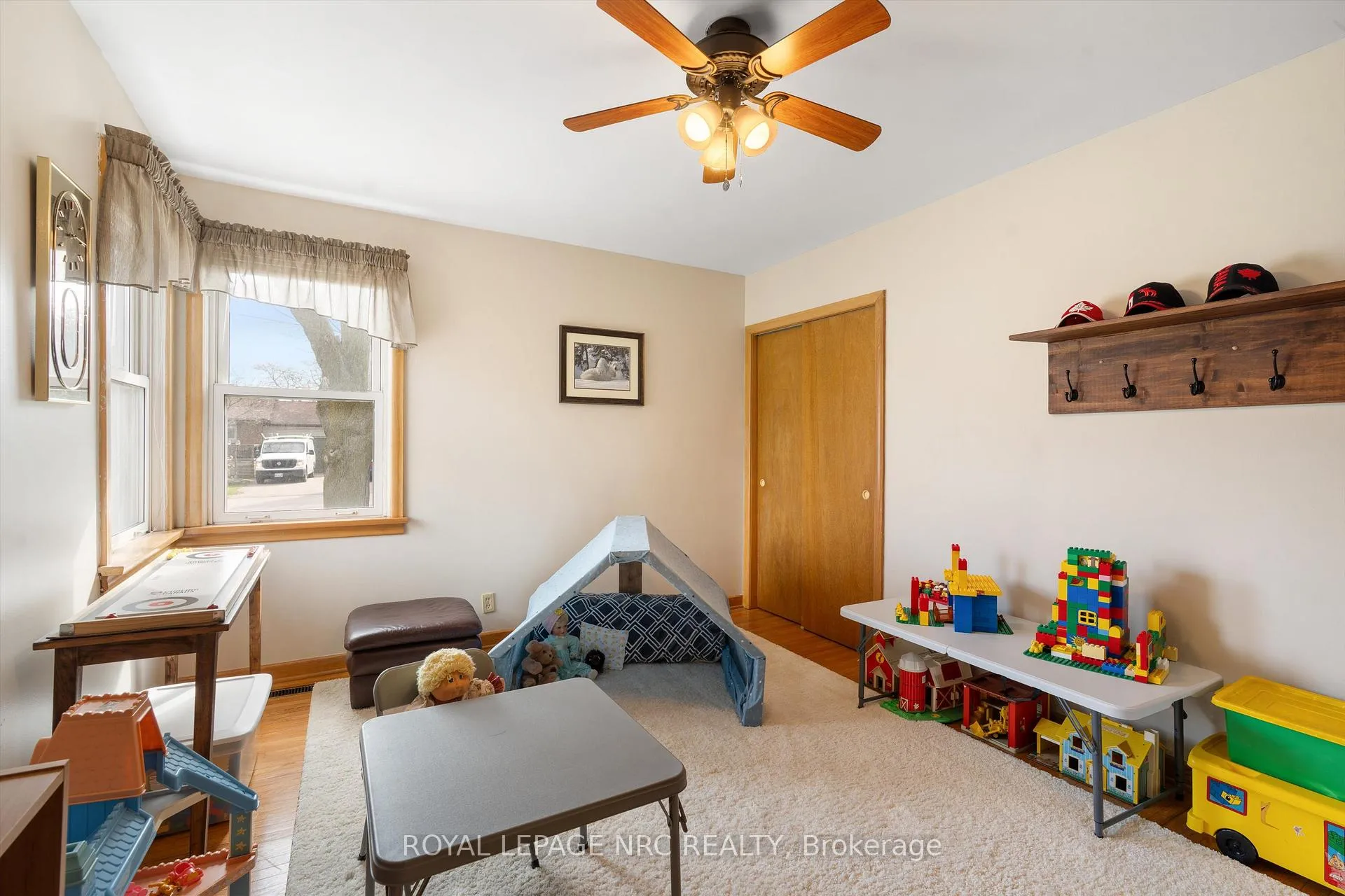Photo 16 of 4010 Miller Avenue, Lincoln, Lincoln-Jordan/Vineland — HOMEH