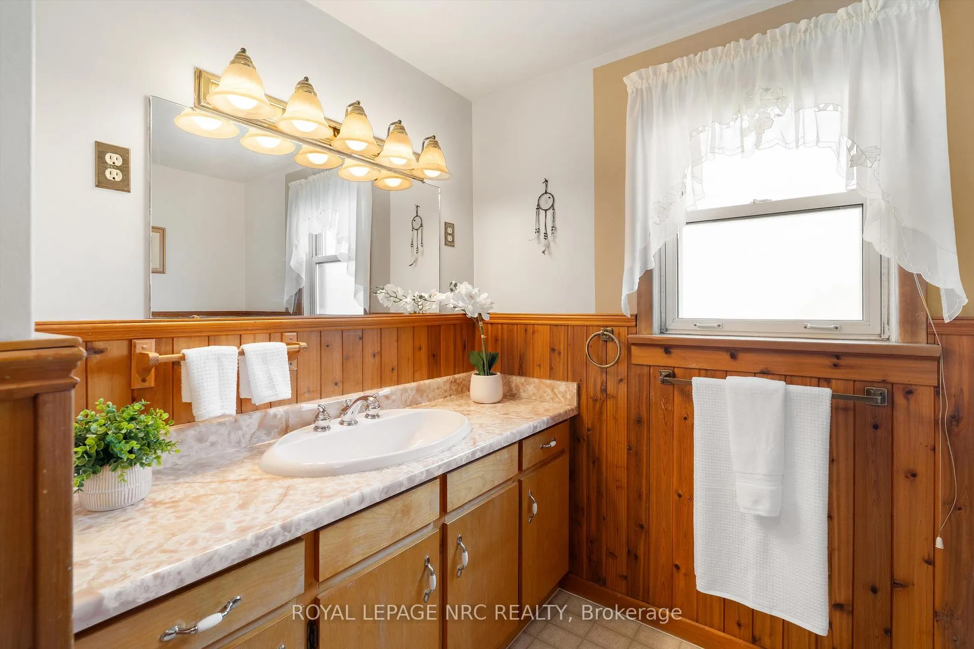 Photo 21 of 4010 Miller Avenue, Lincoln, Lincoln-Jordan/Vineland — HOMEH