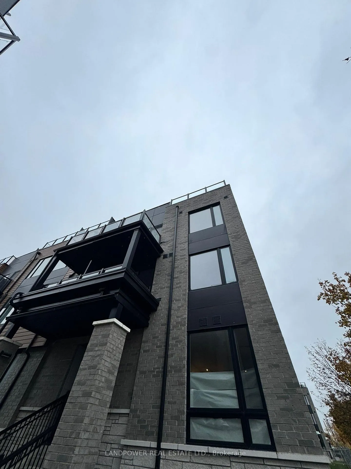 Photo 1 of Unit 2, 117 Marydale Avenue, Markham, Middlefield — HOMEH