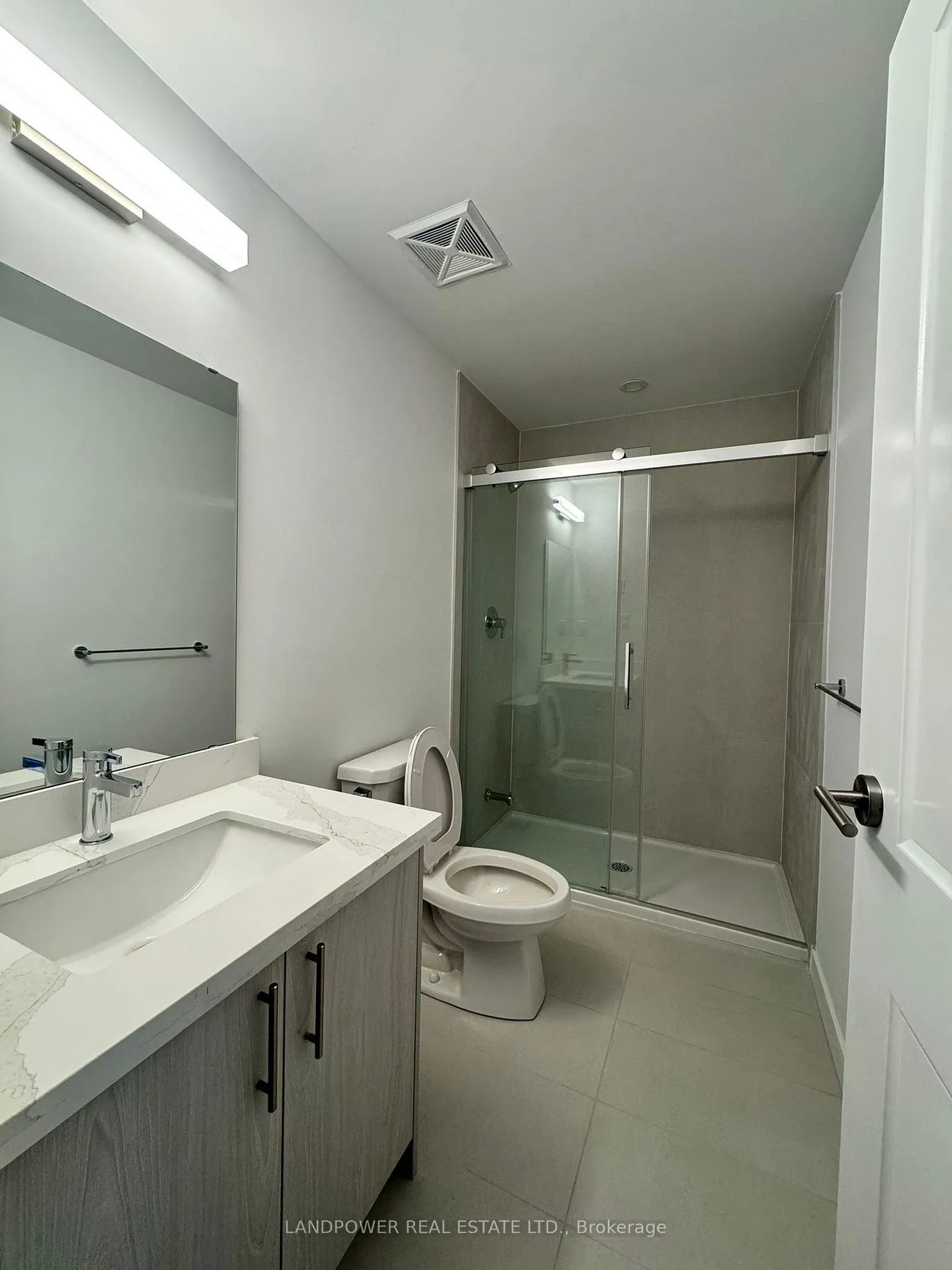 Photo 17 of Unit 2, 117 Marydale Avenue, Markham, Middlefield — HOMEH