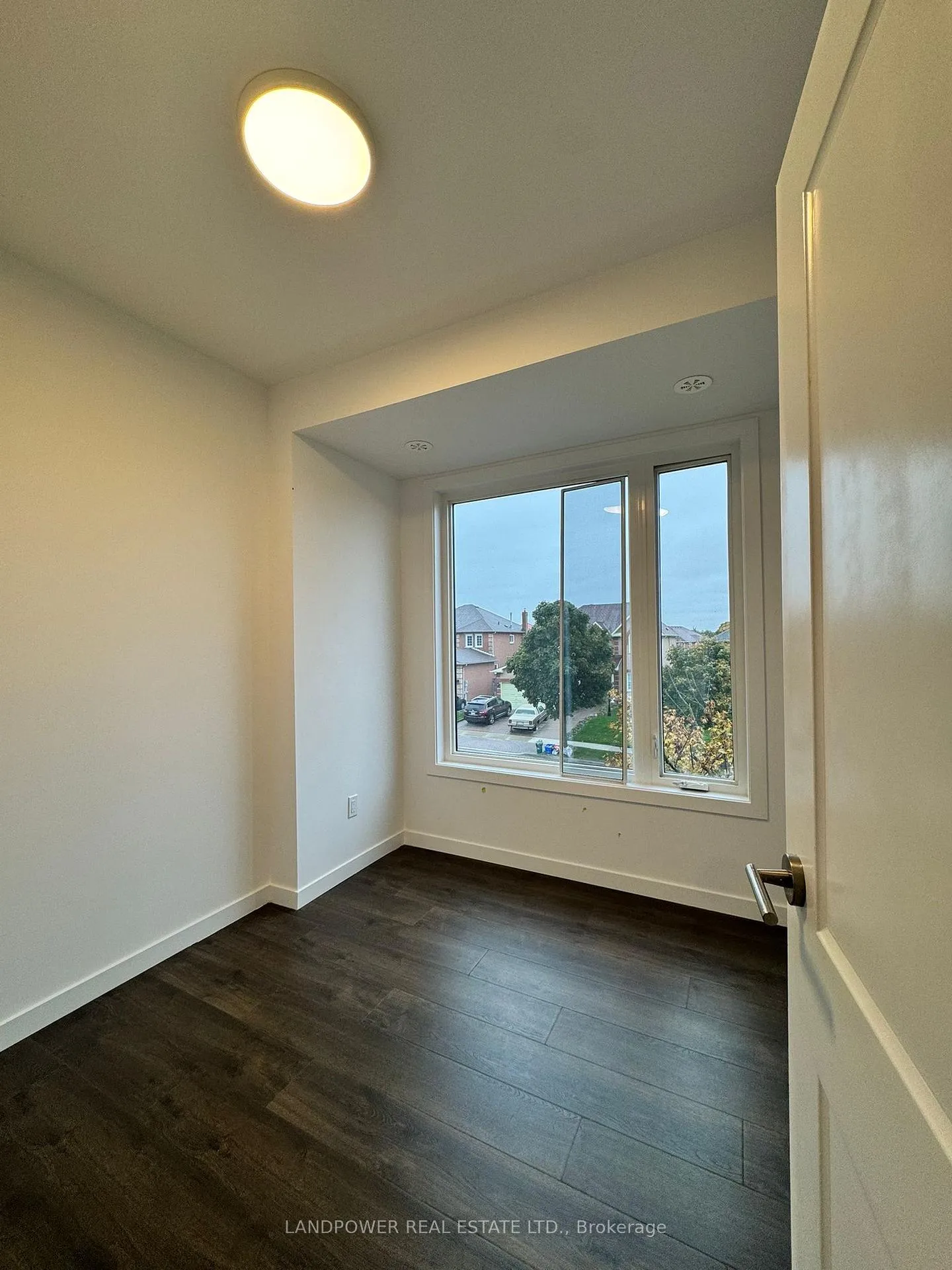 Photo 19 of Unit 2, 117 Marydale Avenue, Markham, Middlefield — HOMEH