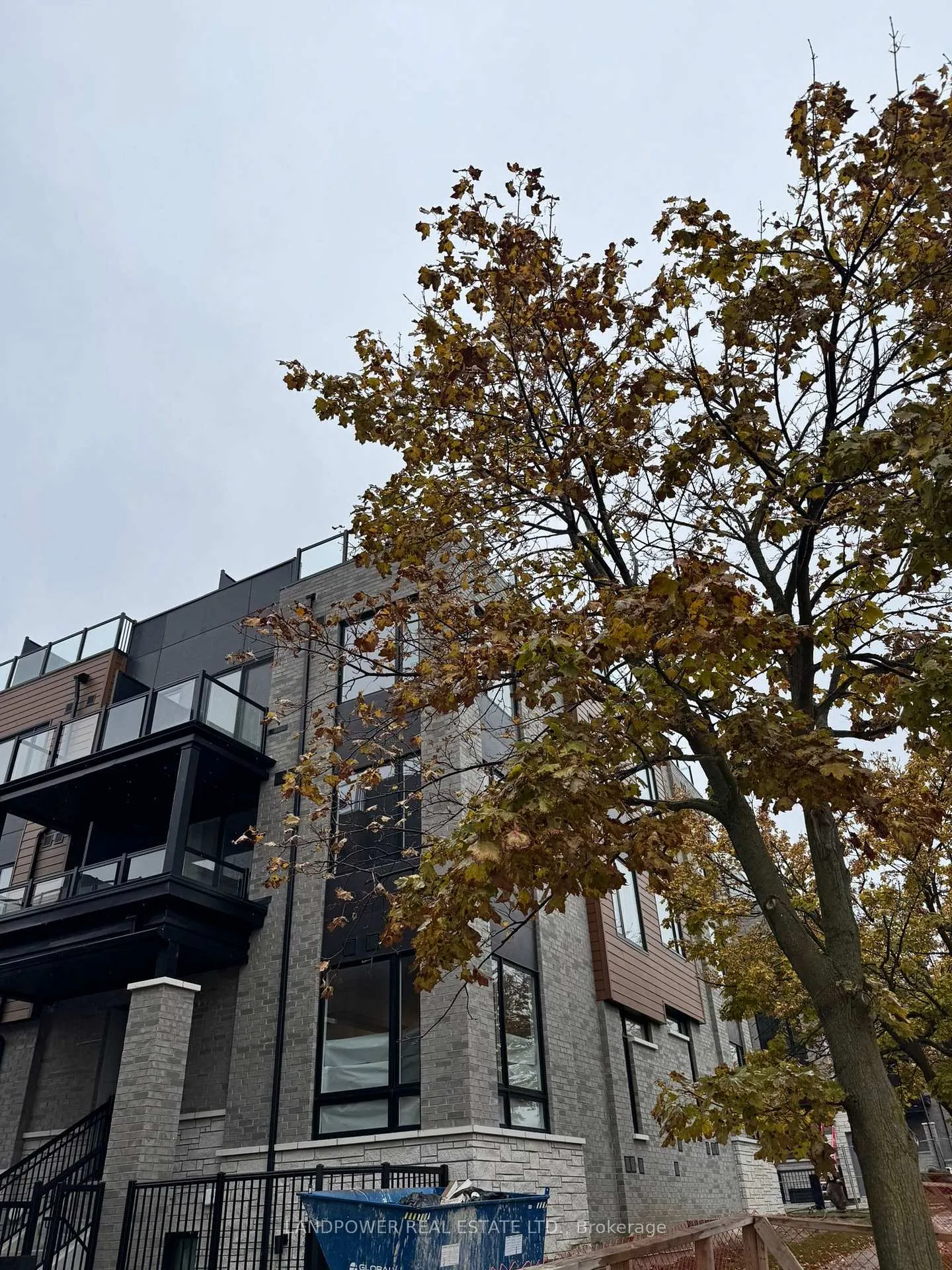 Photo 29 of Unit 2, 117 Marydale Avenue, Markham, Middlefield — HOMEH