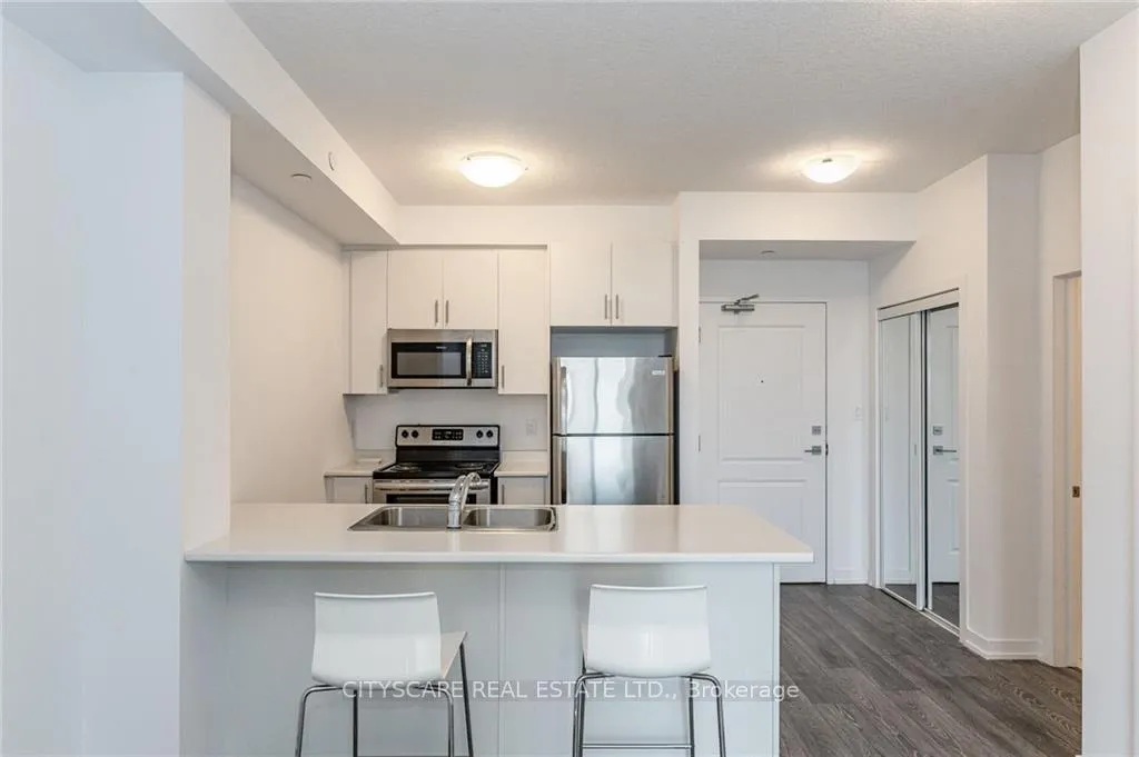Photo 5 of Unit 201, 101 Shoreview Place, Hamilton, Lakeshore — HOMEH
