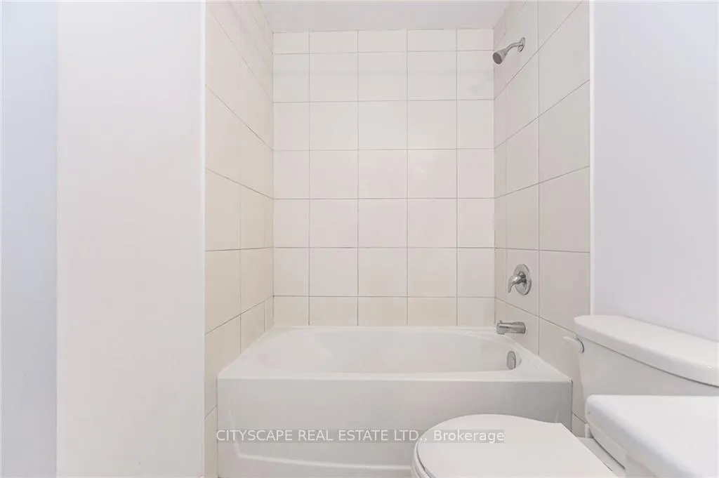 Photo 13 of Unit 201, 101 Shoreview Place, Hamilton, Lakeshore — HOMEH