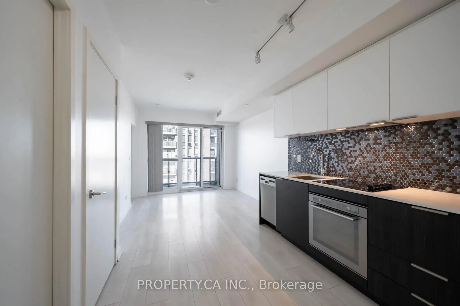 Photo 1 of Unit 2404, 2 Sonic Way, Toronto, Flemingdon Park — HOMEH
