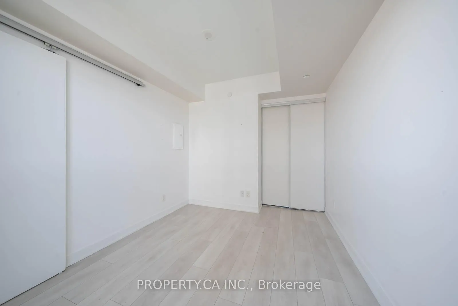 Photo 7 of Unit 2404, 2 Sonic Way, Toronto, Flemingdon Park — HOMEH