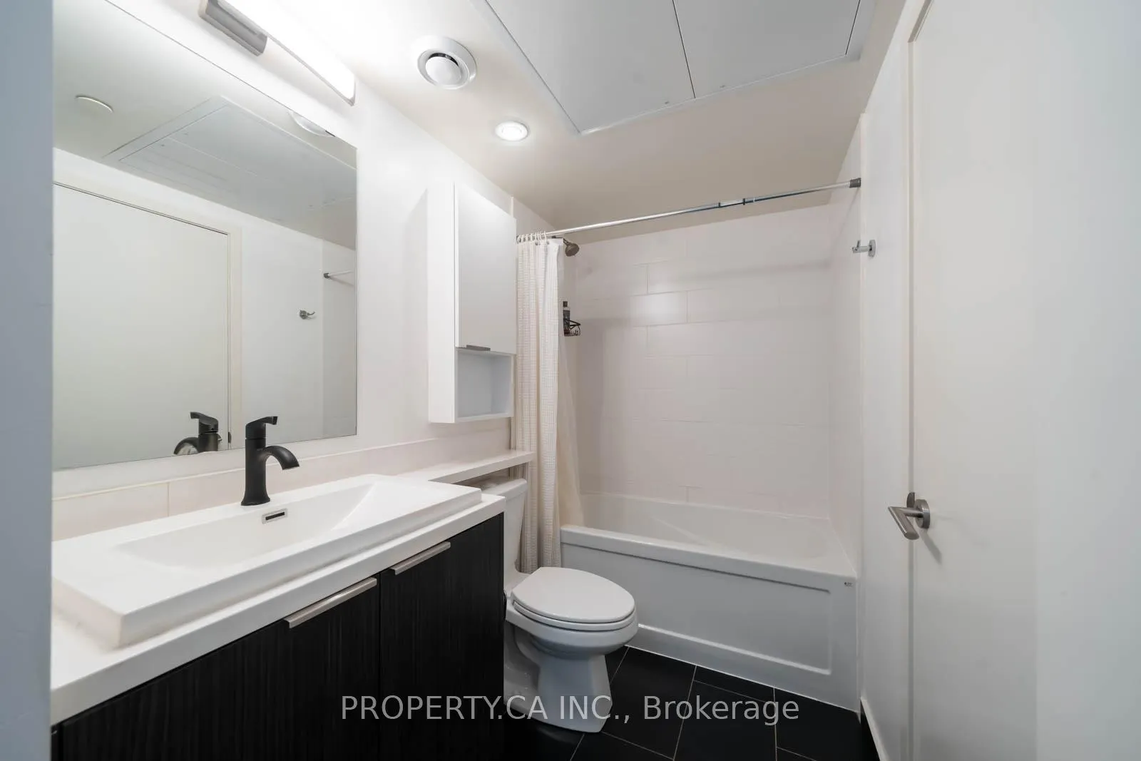 Photo 8 of Unit 2404, 2 Sonic Way, Toronto, Flemingdon Park — HOMEH