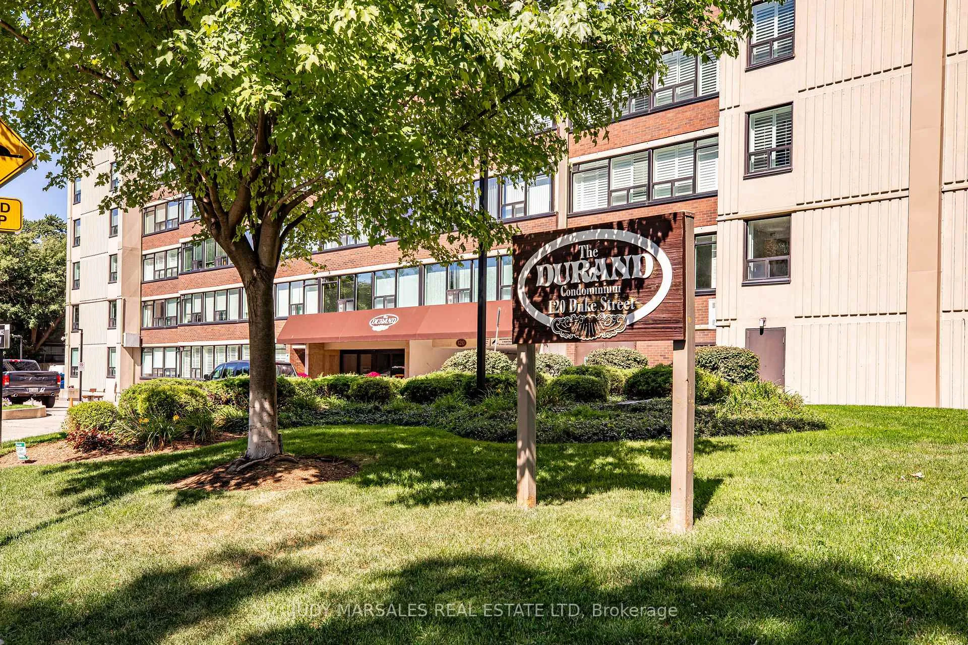 Photo 24 of Unit 804, 120 Duke Street, Hamilton, Durand — HOMEH