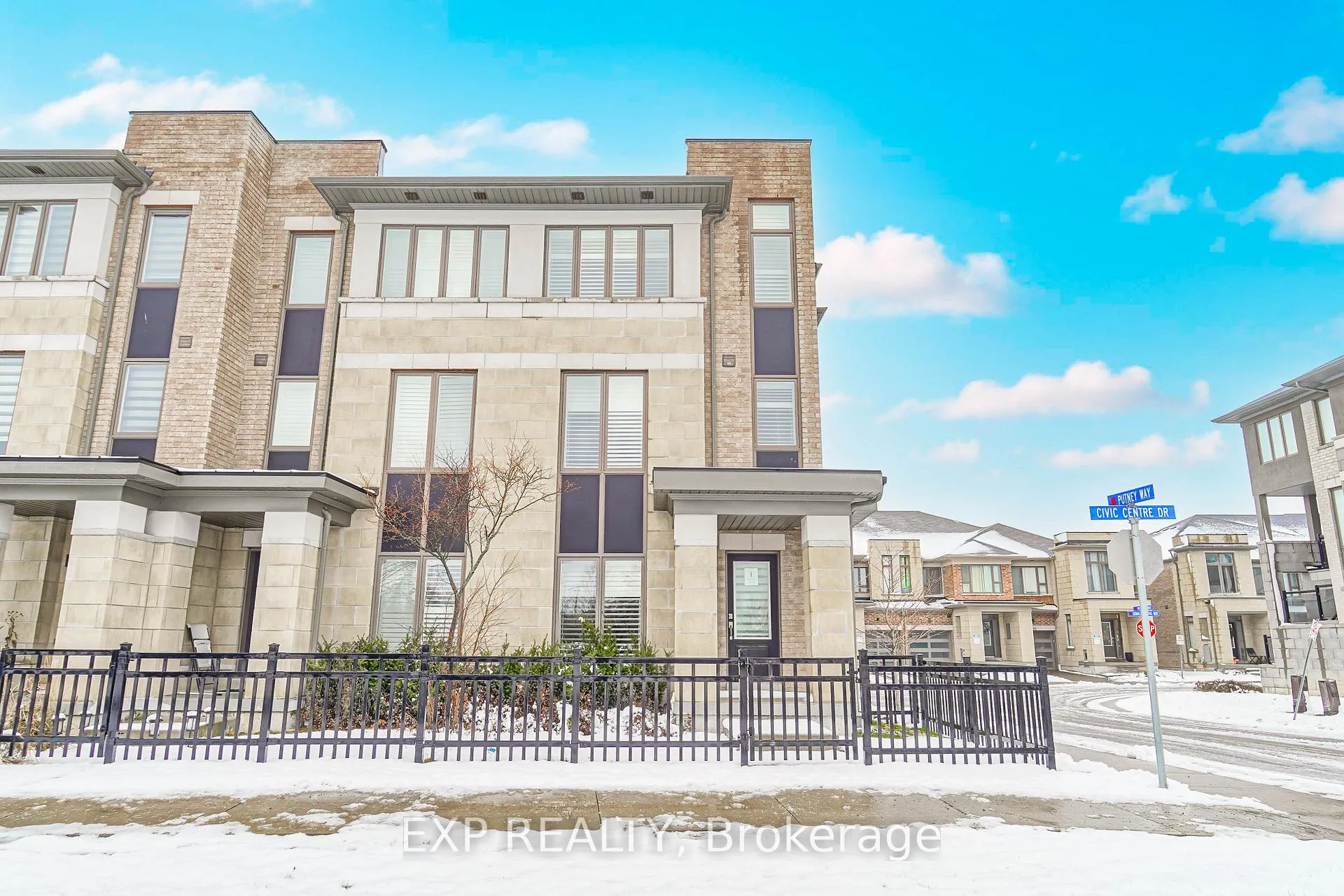 Photo 2 of Unit 76, 1 Shawfield Way, Whitby, Pringle Creek — HOMEH