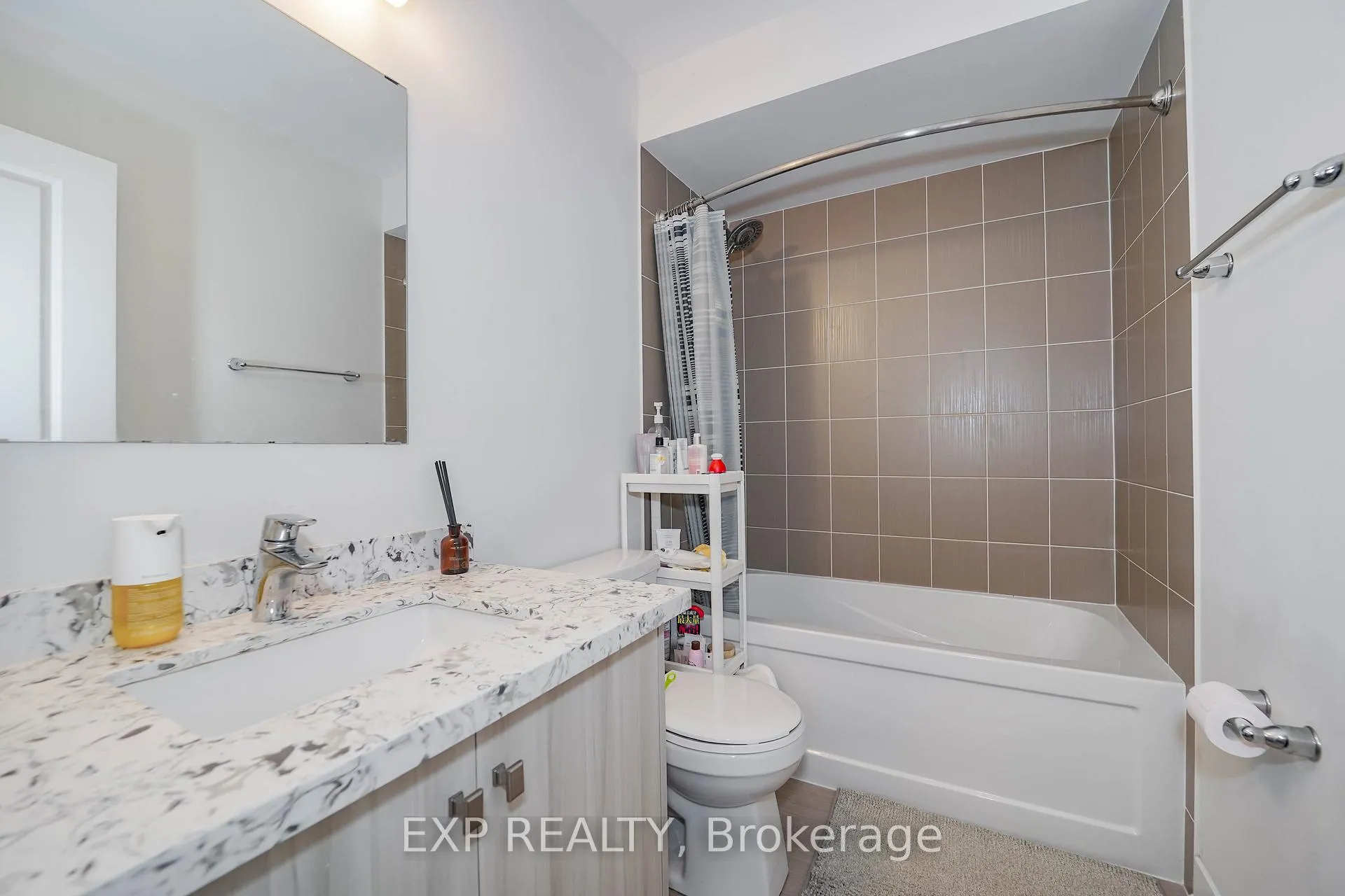 Photo 23 of Unit 76, 1 Shawfield Way, Whitby, Pringle Creek — HOMEH