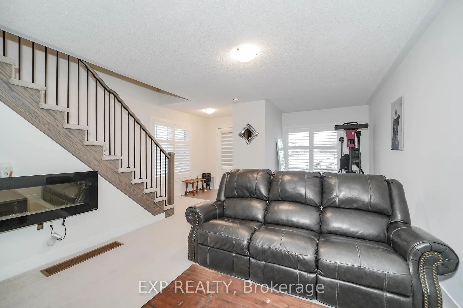Photo 32 of Unit 76, 1 Shawfield Way, Whitby, Pringle Creek — HOMEH