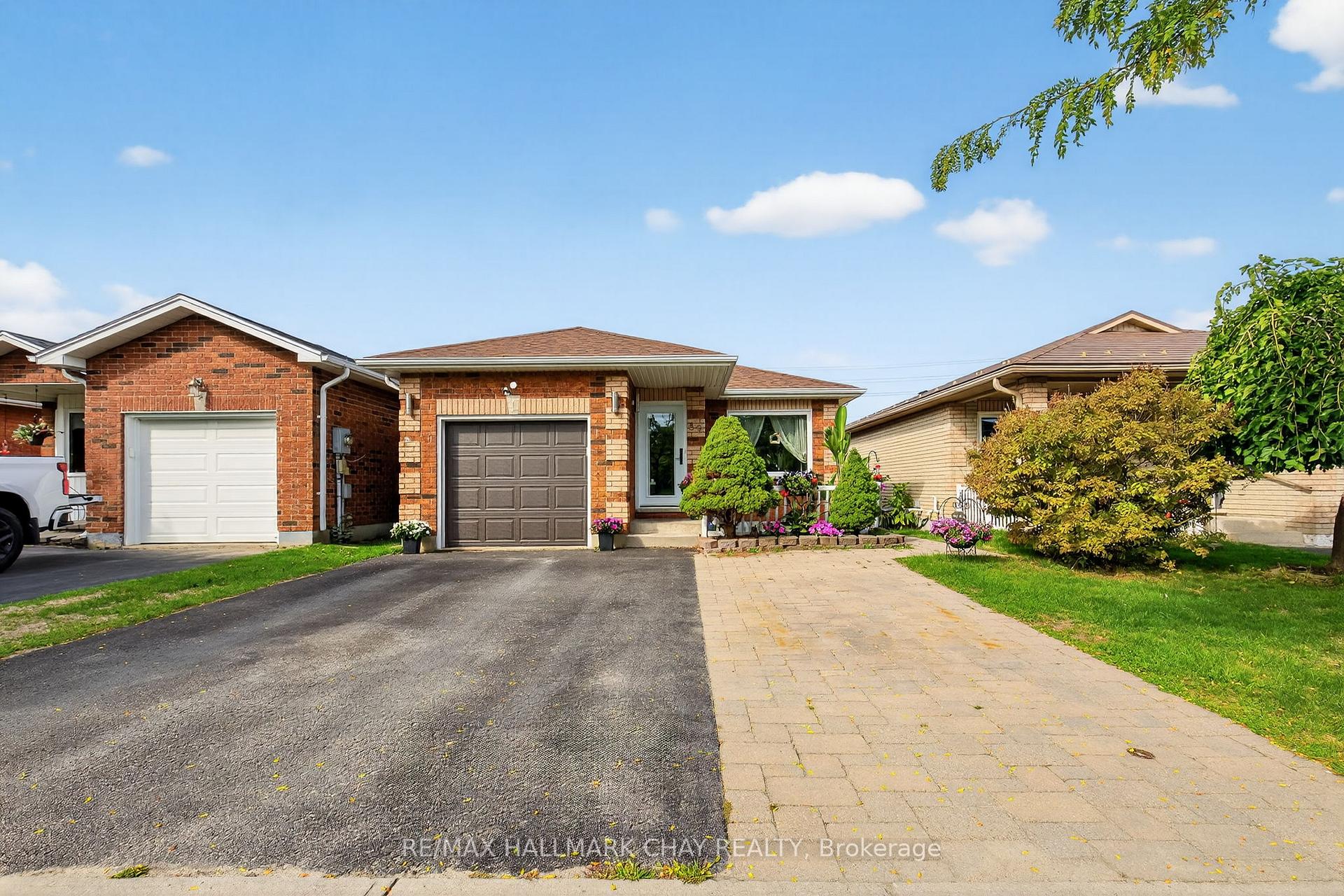 Front of Unit Lower, 82 Sundew Drive