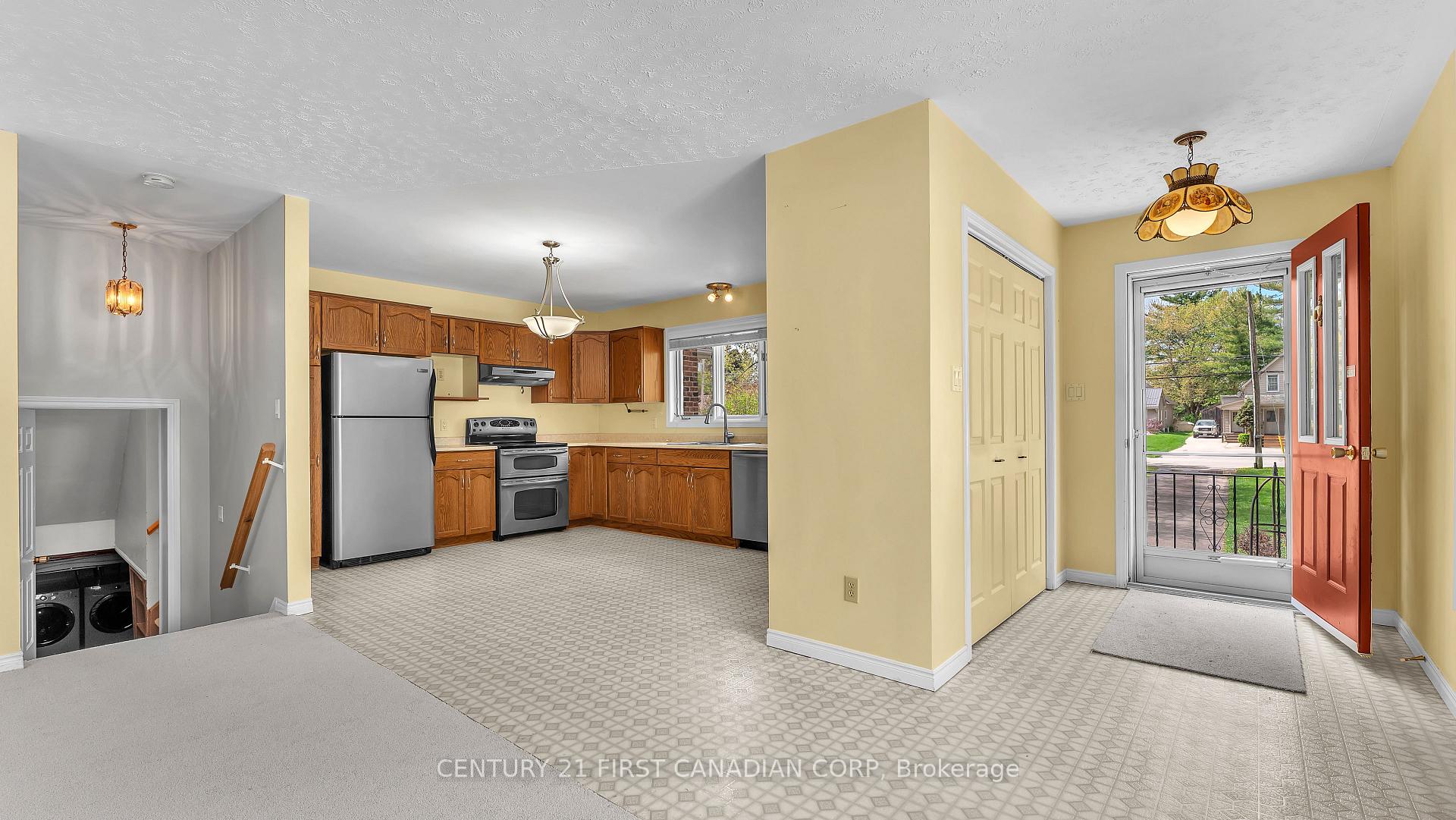 Photo 21 of 47 Crescent Avenue, Central Elgin, Lynhurst — HOMEH